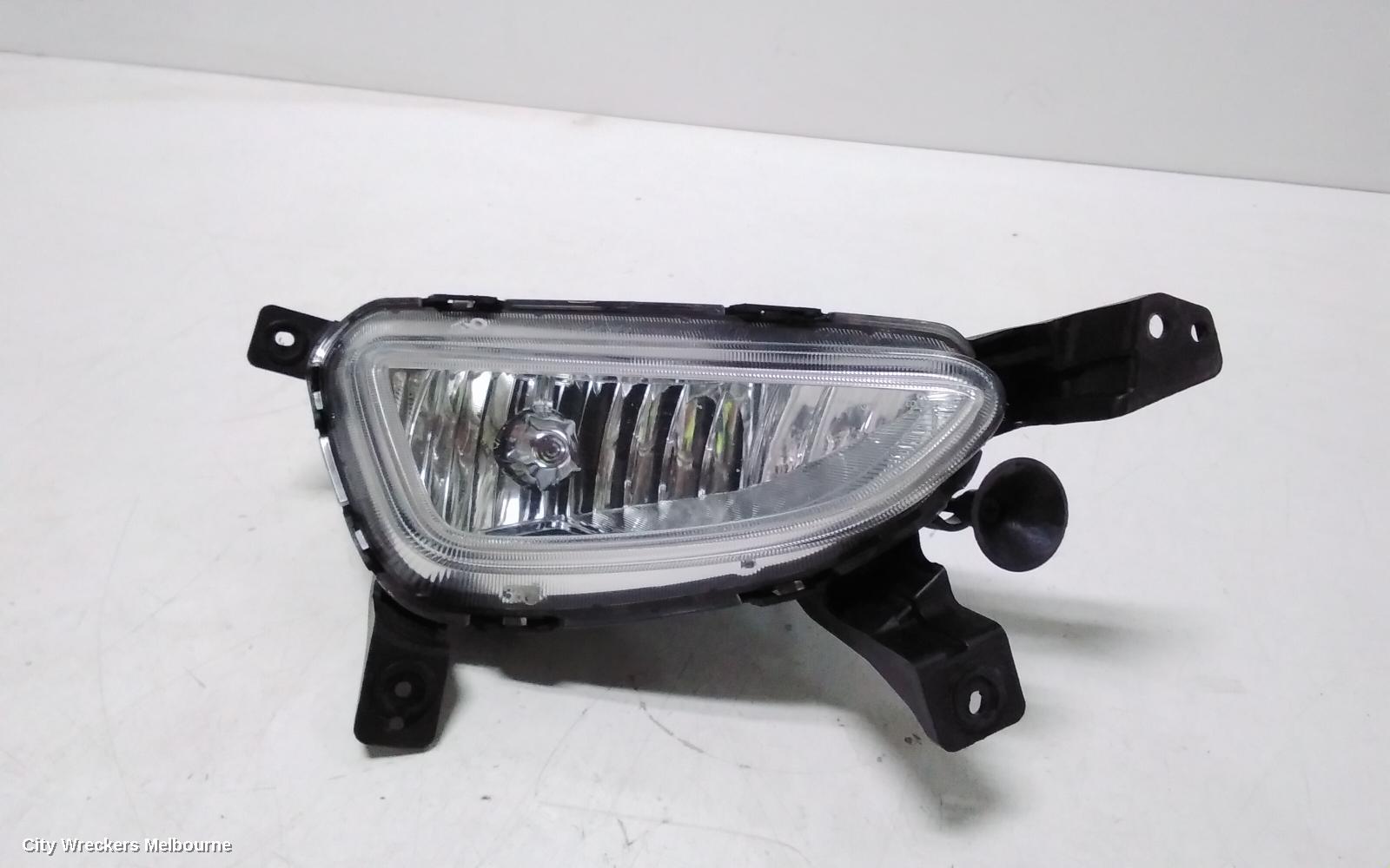 HYUNDAI TUCSON LEFT INDICATOR/FOG/SIDE, DAYTIME RUNNING LAMP, TL, KOREAN BUILT (VIN KMHJ), 07/2015 - 06/2018 - Image 1