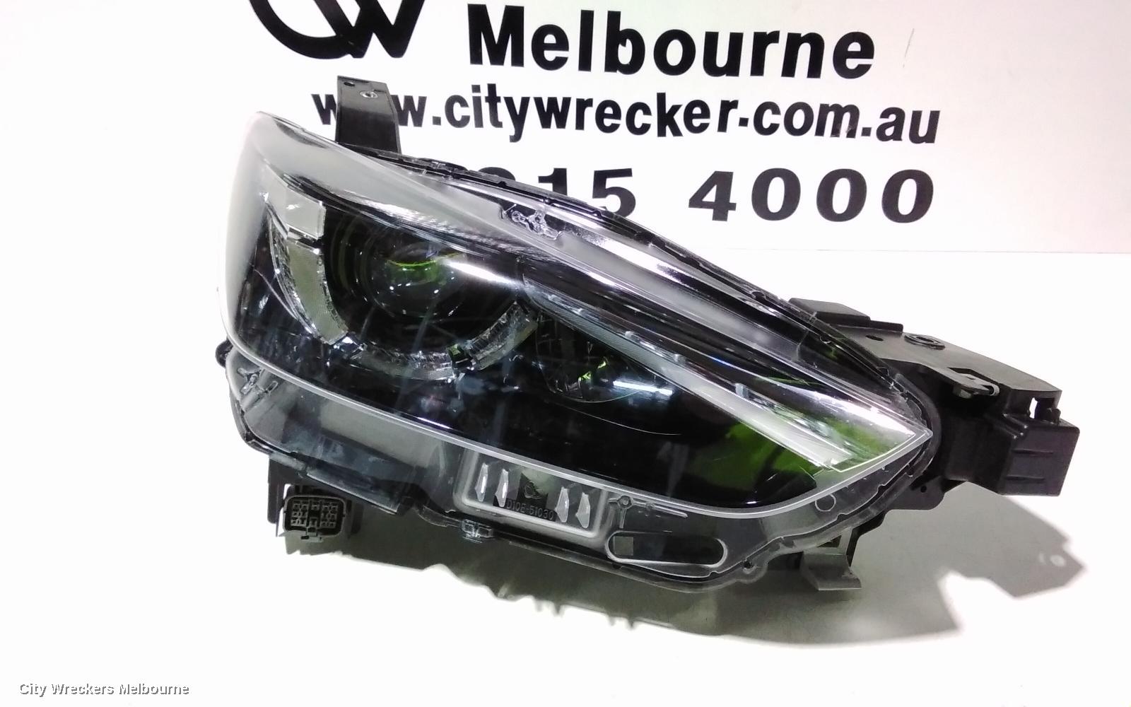 MAZDA CX3 RIGHT HEADLAMP, DK, W/ LED, NON ADAPTIVE TYPE, PART# D4BP, 04/2020 ONWARDS - Image 2