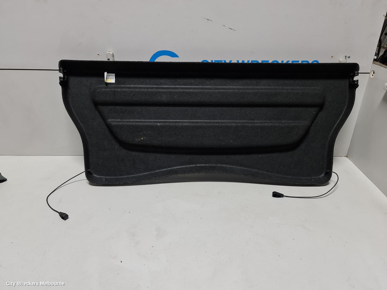 RENAULT CLIO PARCEL SHELF CARGO BLIND, X98, 09/2013 - 10/2019 - Image 3