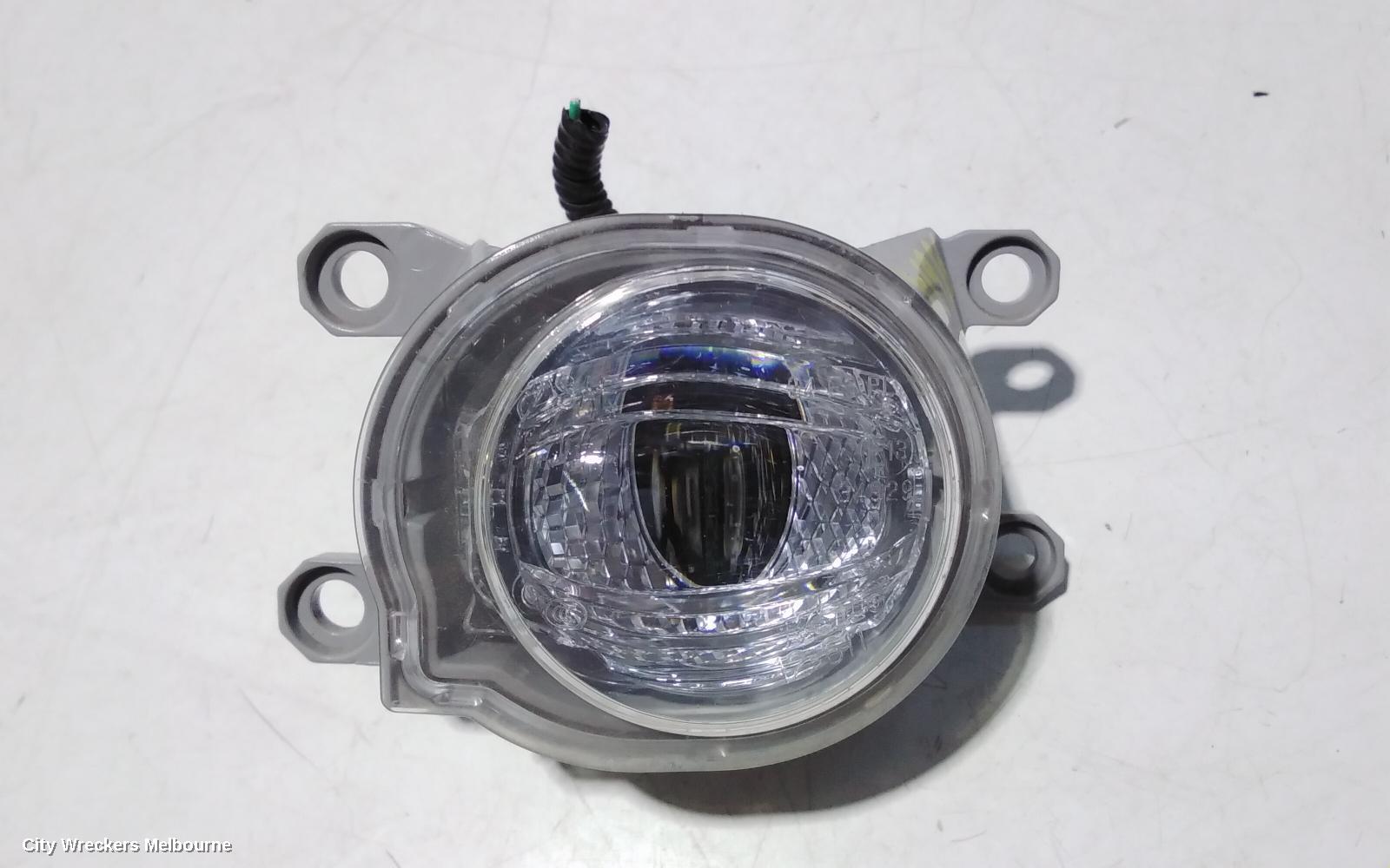 TOYOTA COROLLA LEFT INDICATOR/FOG/SIDE, BUMPER FOGLAMP, E210, HATCH/WAGON, 07/2018 ONWARDS - Image 2
