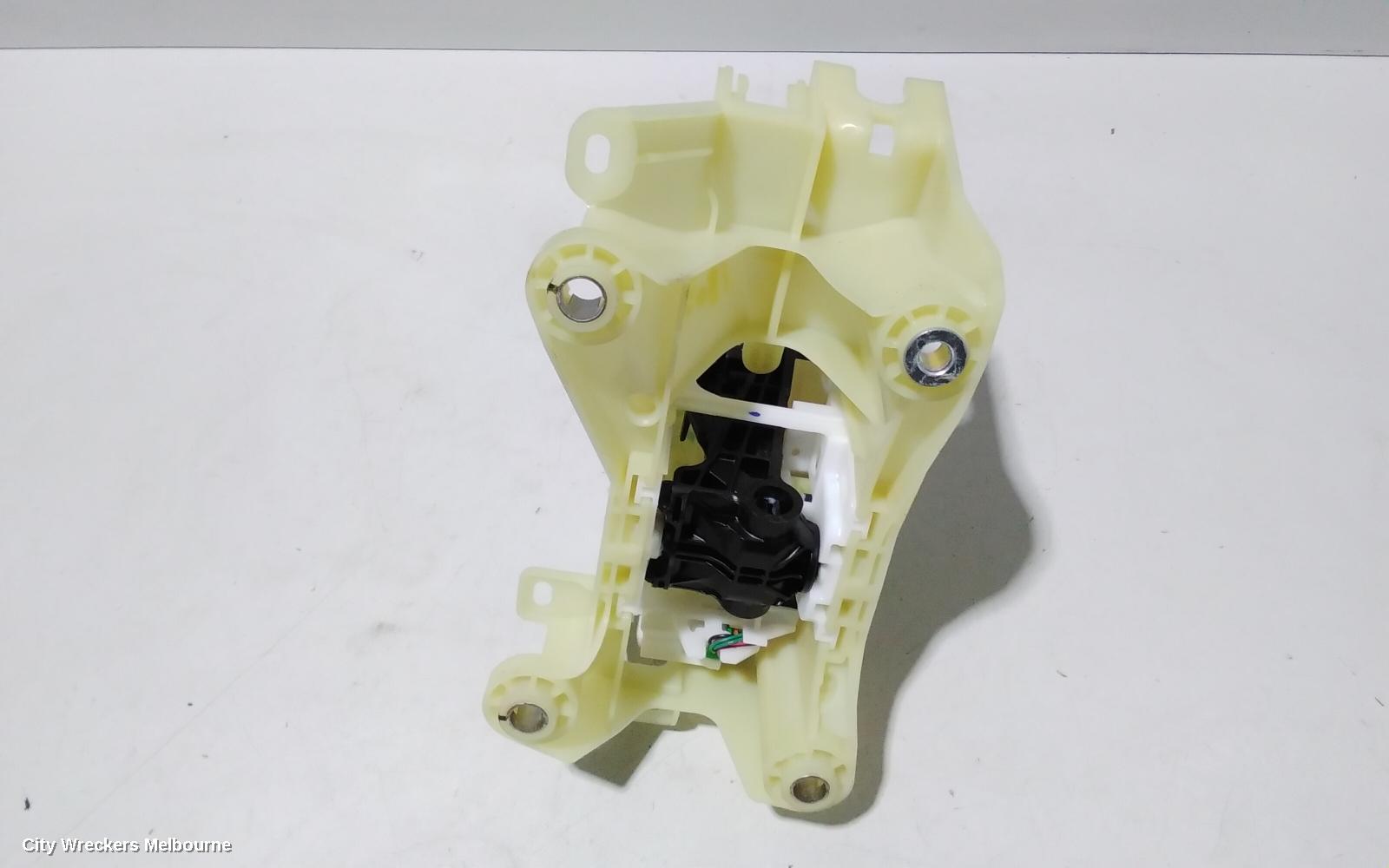 MITSUBISHI ASX GEAR STICK/SHIFTER, AUTO T/M, 2.0, PETROL, 2WD, SQUARE SHIFTER TYPE, XE, 07/2017 ONWARDS - Image 3