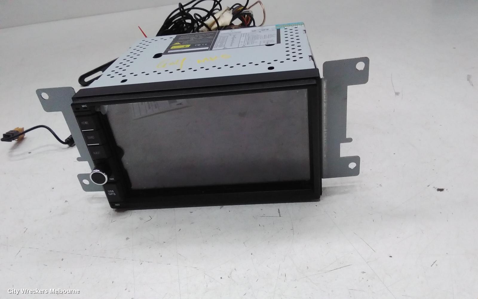 VOLKSWAGEN GOLF RADIO/CD/DVD/SAT/TV, DISPLAY & HEAD UNIT (RCD510), GEN 5, 06/2004 - 02/2009 - Image 3