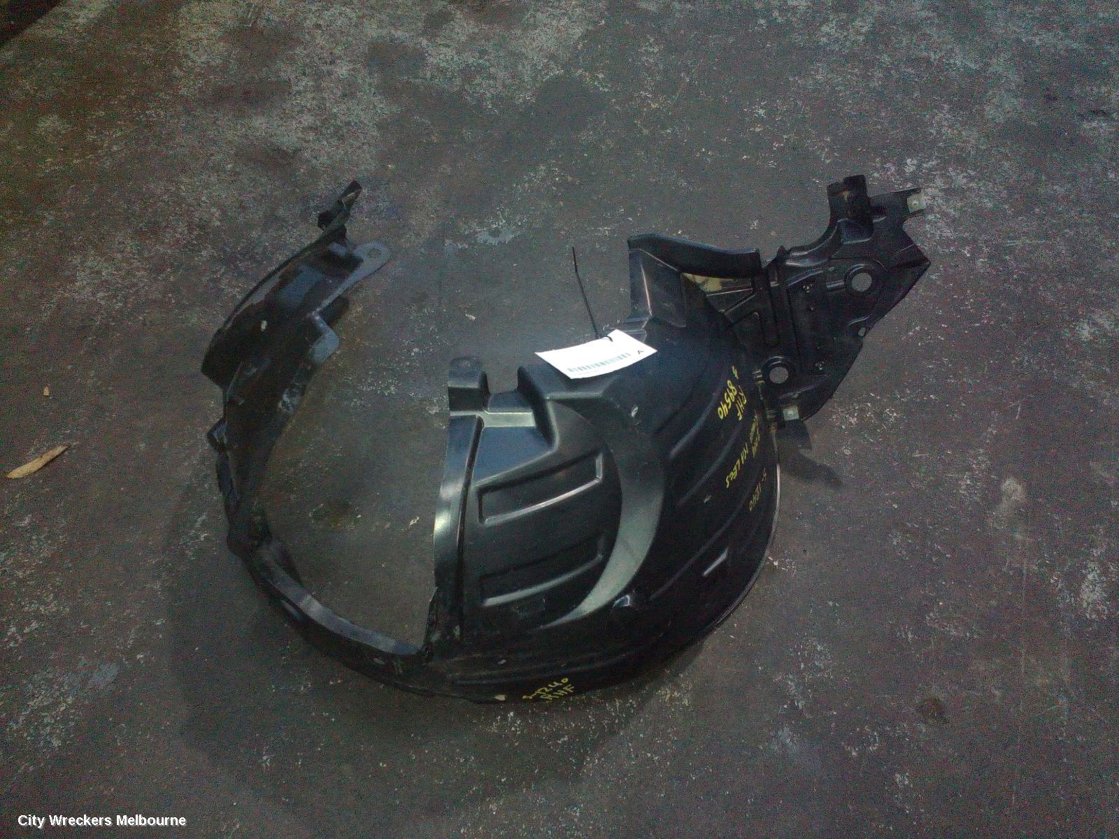 RENAULT KALEOS RIGHT GUARD LINER, H45, 07/2011 - 04/2016 - Image 1