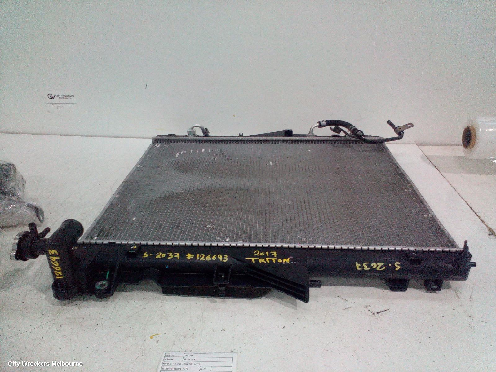 MITSUBISHI TRITON RADIATOR, AUTO, 2.4, DIESEL, MQ-MR, 04/2015 ONWARDS - Image 2