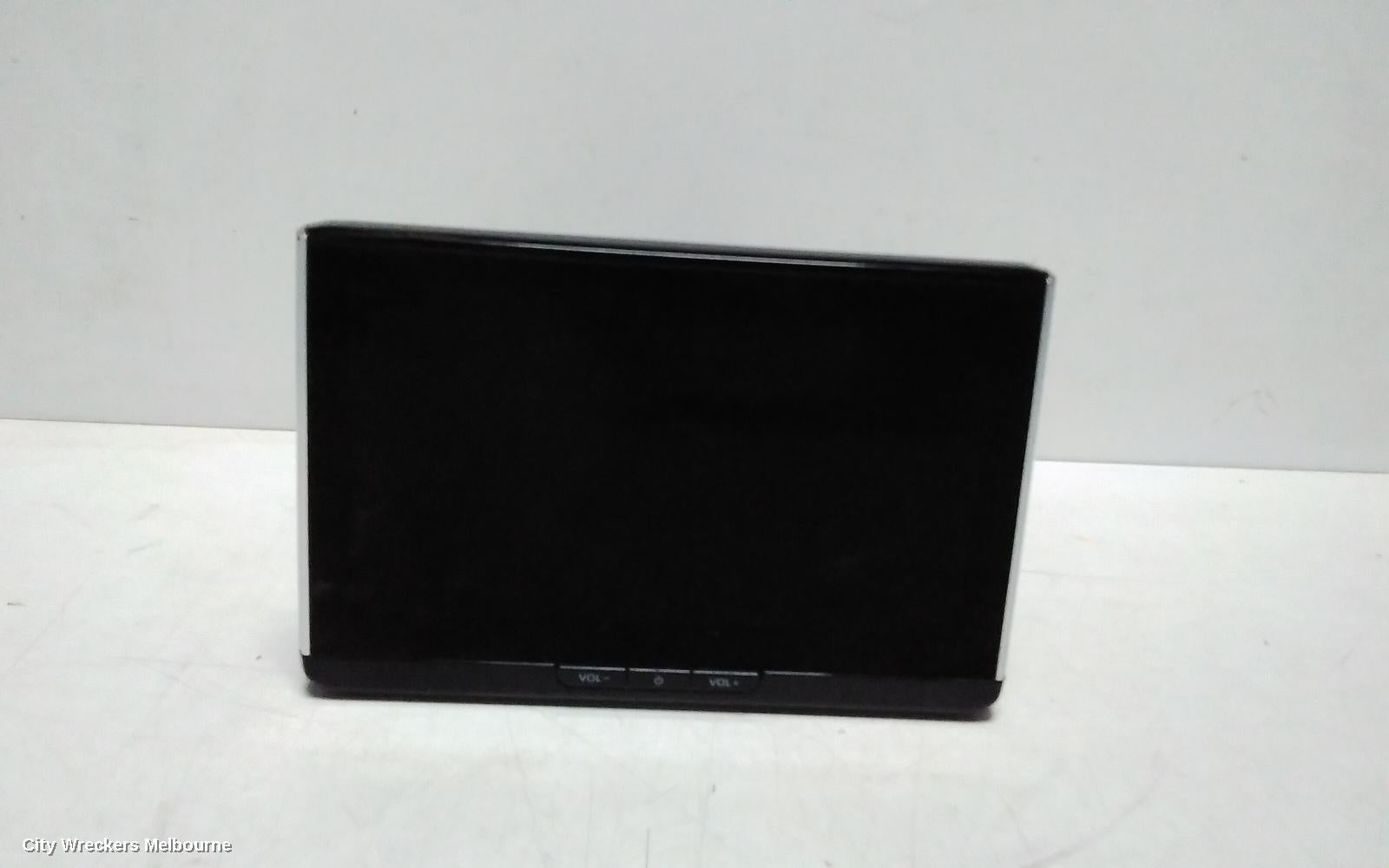 TOYOTA COROLLA CROSS RADIO/CD/DVD/SAT/TV, XG10, HEAD UNIT, W/ DISPLAY UNIT, 10.5IN TOUCHSCREEN, 01/2022 ONWARDS - Image 2
