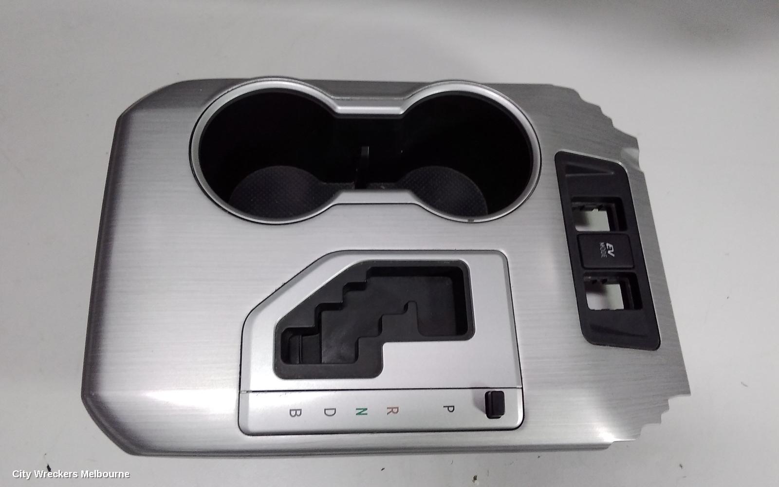 TOYOTA CAMRY, XV50, 12/2011 - 05/2015, CUP HOLDER: 63368 - Image 2