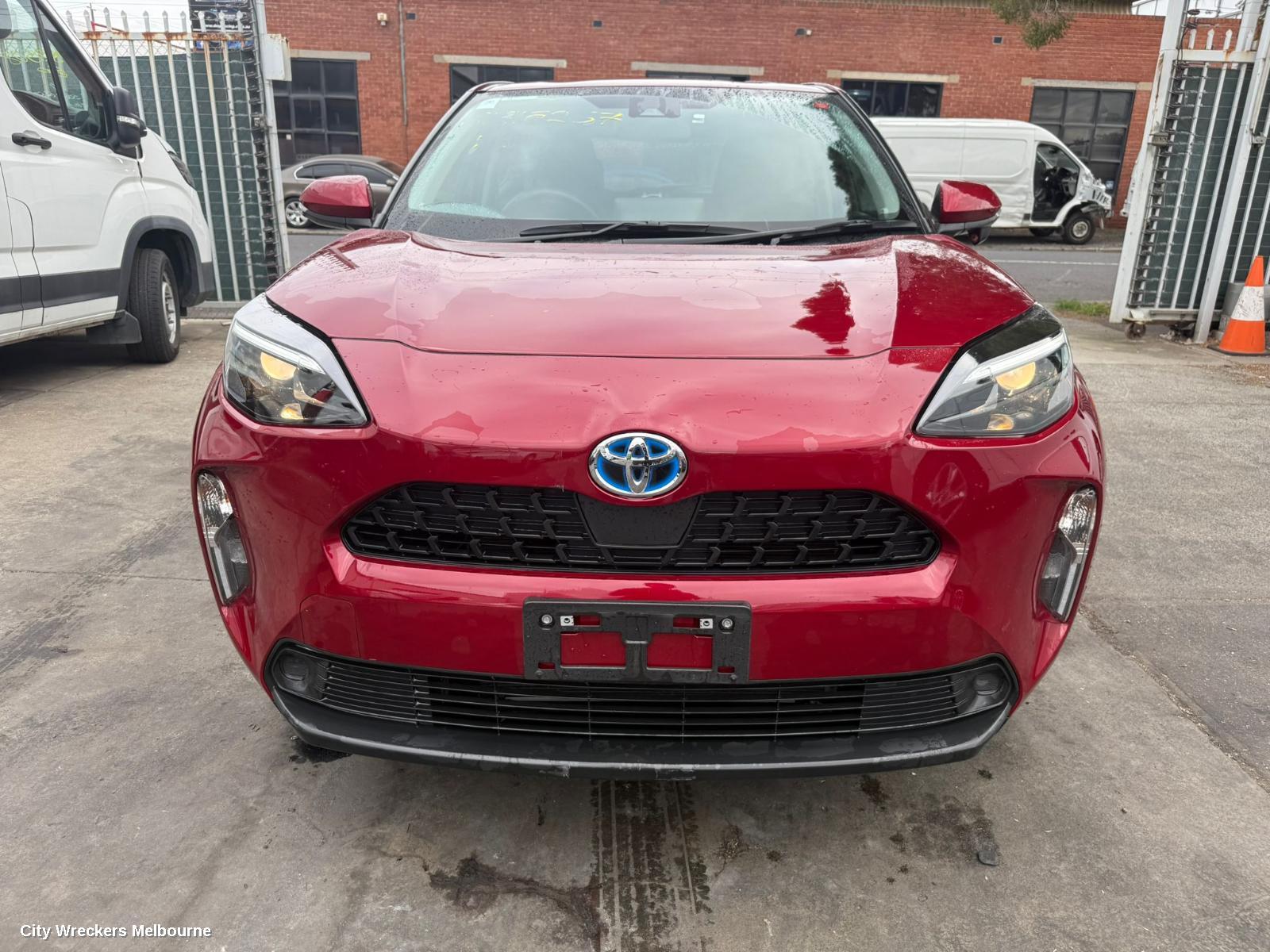 TOYOTA YARIS CROSS RIGHT DOOR MIRROR, XP210, NON BLIND SPOT, NON CAMERA TYPE, COLOUR CODED, 06/2020 ONWARDS - Image 2
