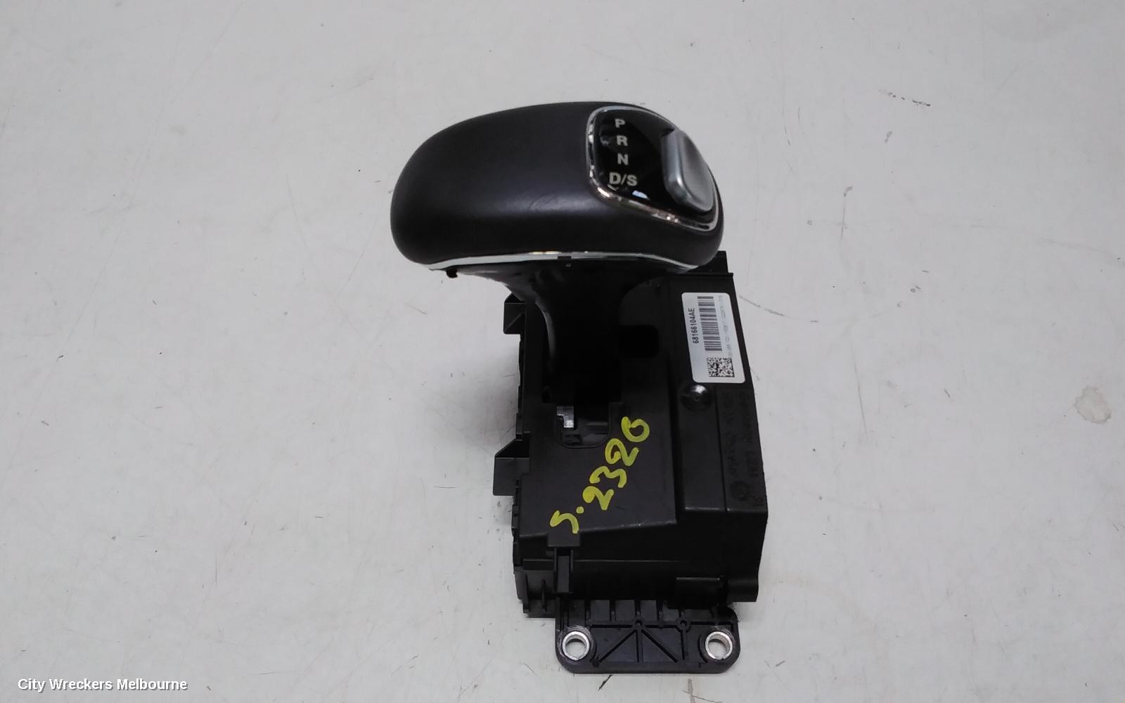 JEEP GRANDCHEROKEE GEAR STICK/SHIFTER, AUTO T/M, 8 SPEED, WK, 04/2013 - 06/2016 - Image 3