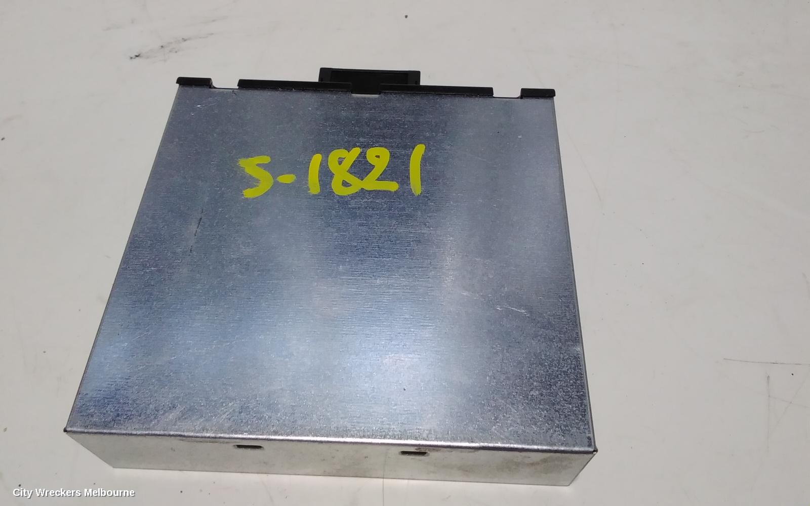 BMW 5 SERIES ECU, VOLTAGE TRANSFORMER, F10, 05/2010 - 09/2016 - Image 3