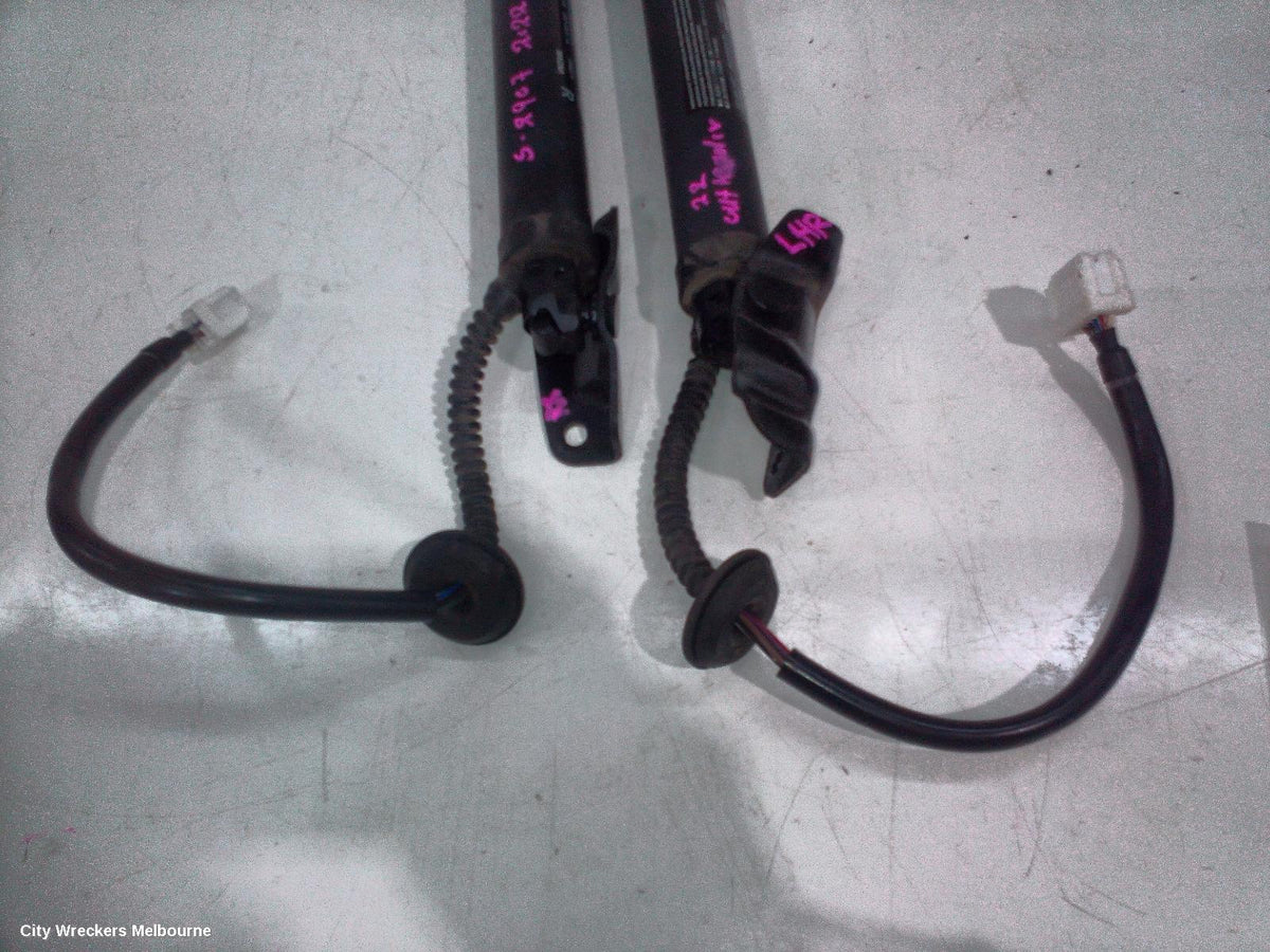 MITSUBISHI OUTLANDER HATCH STRUT, ZM, 08/2021 ONWARDS - Image 3