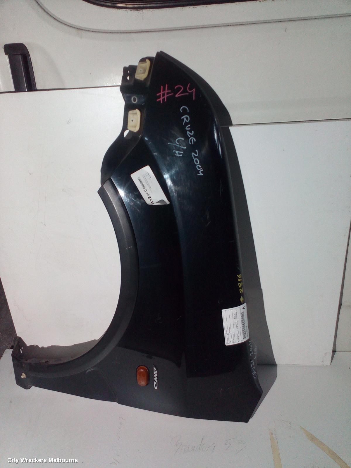 HOLDEN CRUZE LEFT GUARD, YG, 06/2002 - 12/2006 - Image 2