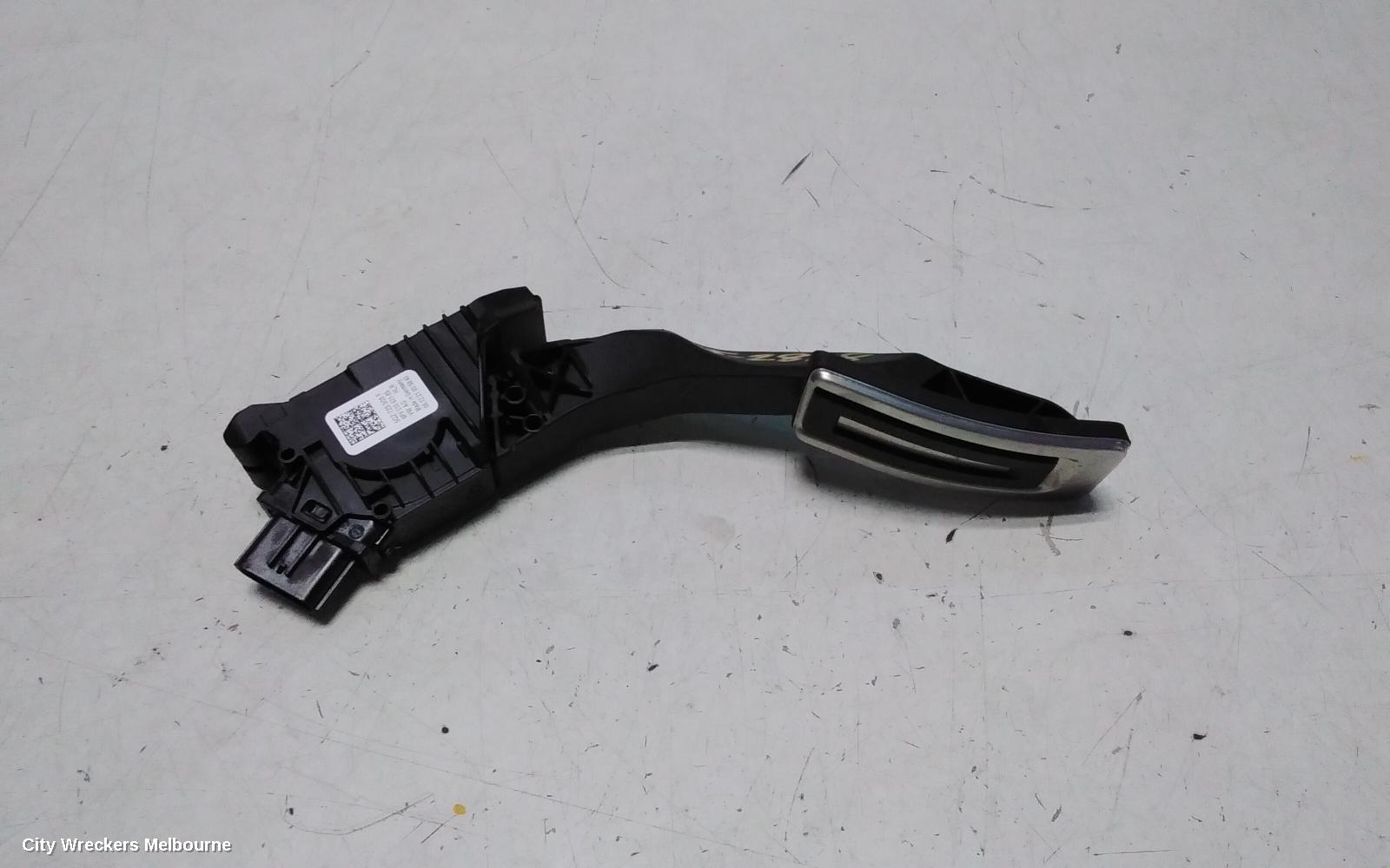 VOLKSWAGEN GOLF PEDAL ASSEMBLY, GEN 8, 09/2020 ONWARDS - Image 1