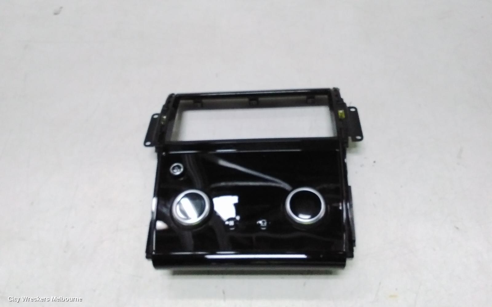 LAND ROVER DISCOVERY SPORT HEATER/AC CONTROLS, CLIMATE CONTROL TYPE, L550, 01/2015 ONWARDS - Image 2