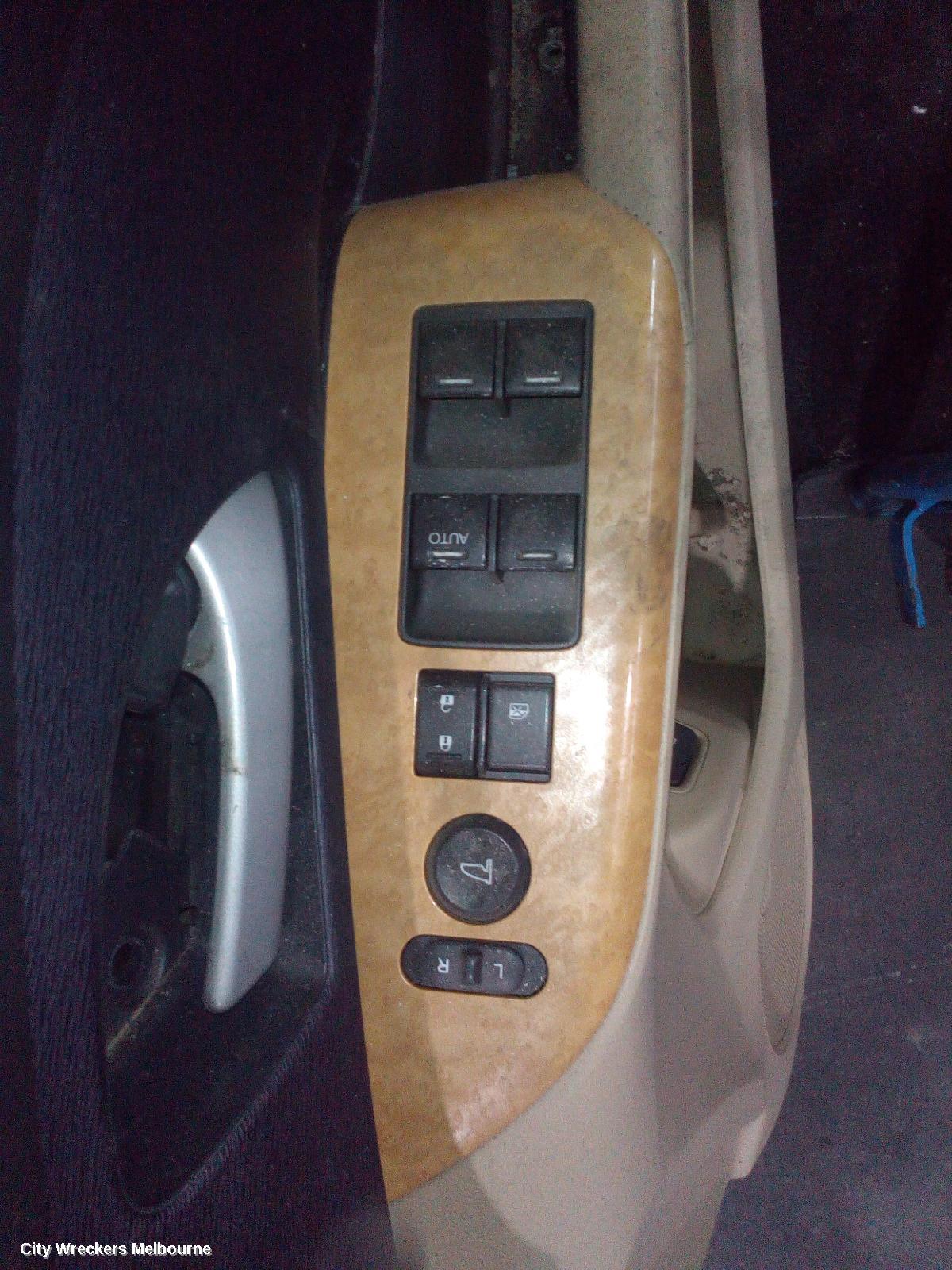 HONDA ODYSSEY RIGHT FRONT DOOR, RB (10TH VIN = 9/A/B/C/D), 04/2009 - 12/2013 - Image 3