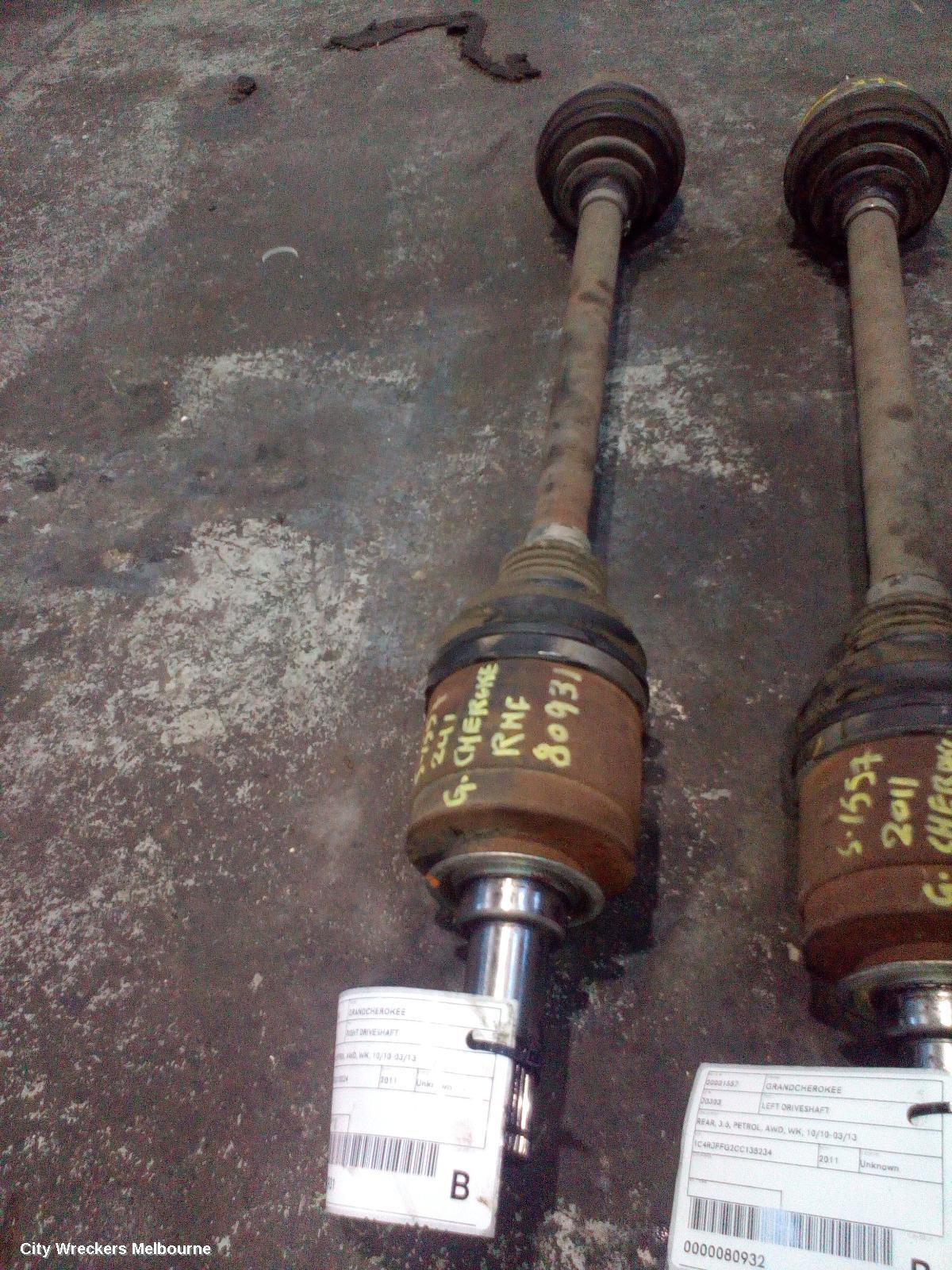 JEEP GRANDCHEROKEE RIGHT DRIVESHAFT, REAR, 3.6, PETROL, AWD, WK, 10/2010 - 03/2013 - Image 1