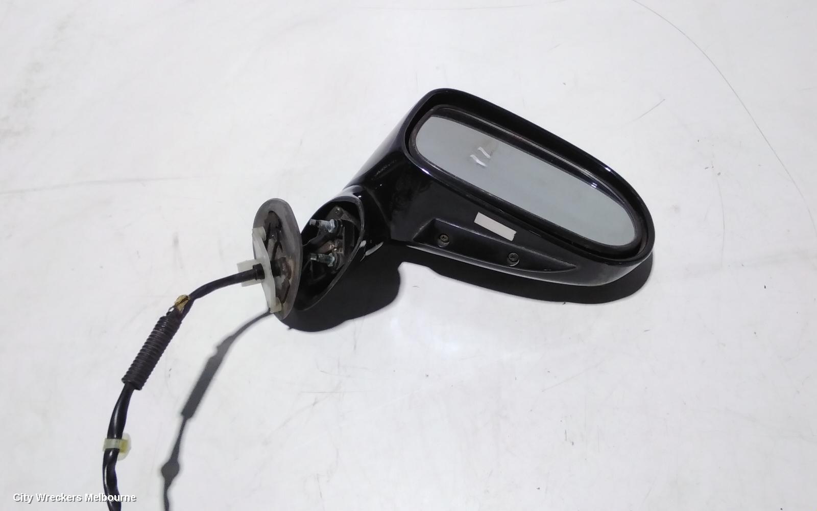 HONDA LEGEND RIGHT DOOR MIRROR, KA9 3.5 05/1996 - 12/2004 - Image 1