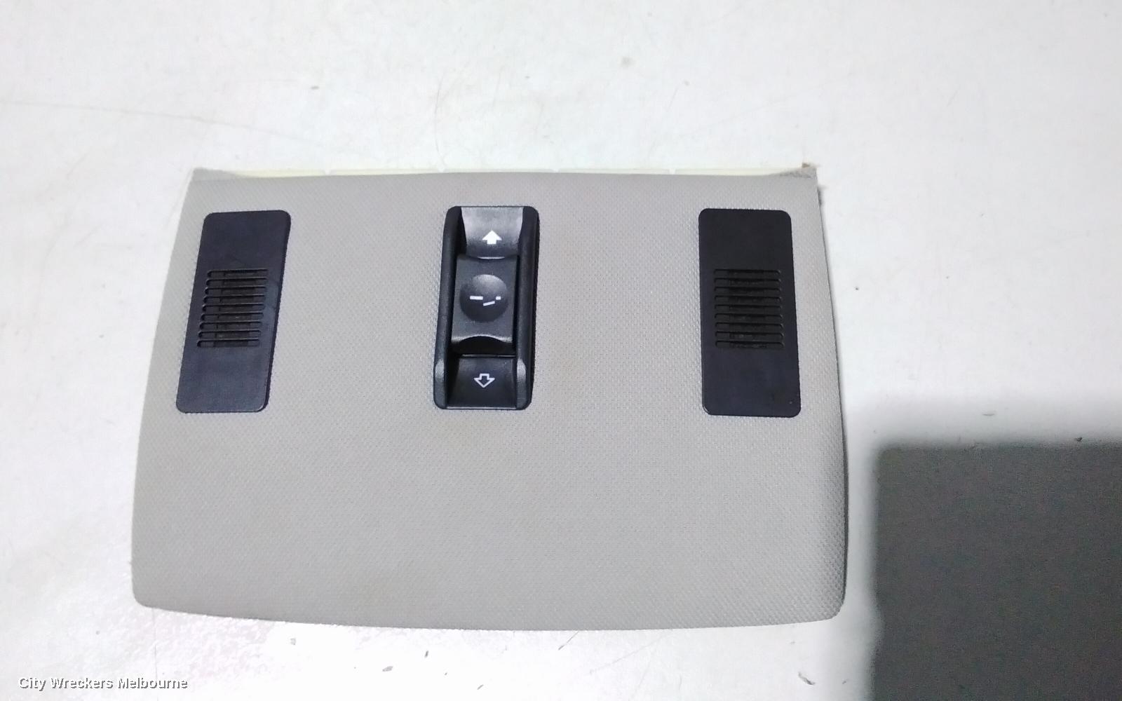 BMW 5 SERIES, E60 10/2003 - 04/2010, SUNROOF SWITCH: 82191 - Image 2