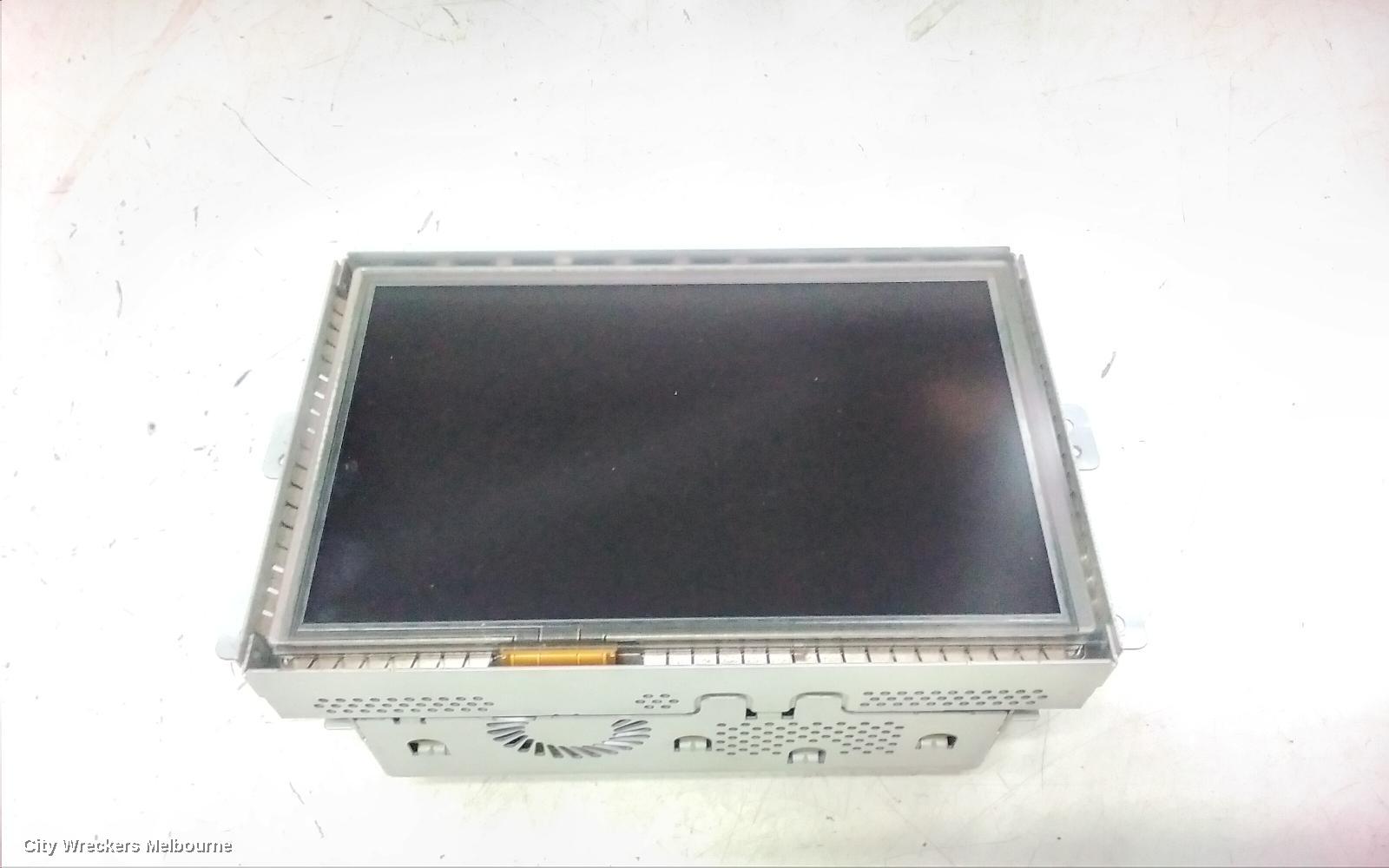 LAND ROVER RANGEROVER EVOQUE RADIO/CD/DVD/SAT/TV, HEAD UNIT/DRIVE, ANALOGUE AUDIO, NON SAT NAV, BASE LINE, L538, 11/2011 - 01/2019 - Image 2