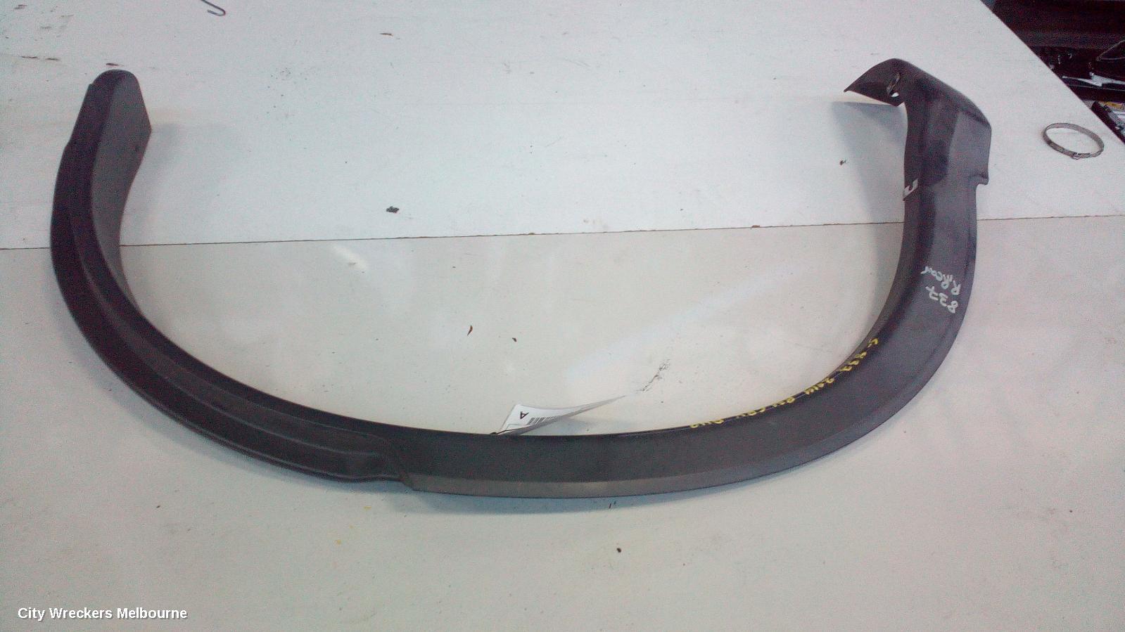 HONDA CRV WHEEL ARCH FLARE, RH REAR (ON BODY), RM, 11/2012 - 04/2017 - Image 2