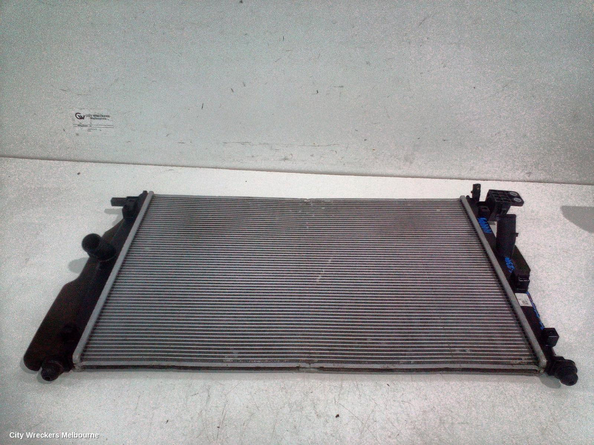 MAZDA 3 RADIATOR, AUTO, 2.0, PETROL, E- SKYACTIV X, BP, 03/2019 ONWARDS - Image 3