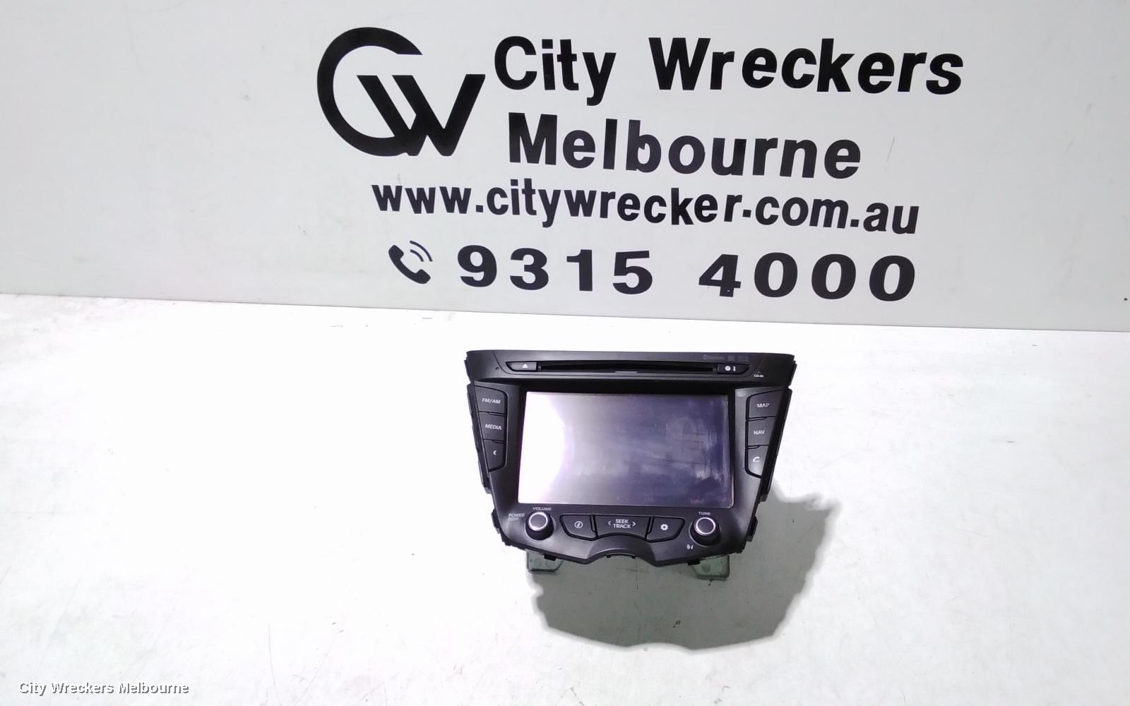 HYUNDAI VELOSTER RADIO/CD/DVD/SAT/TV, TOUCHSCREEN, GPS/NAVIGATION/BLUETOOTH/MP3/AUX W/ CD PLAYER, FS, 10/2011 - 02/2018 - Image 1