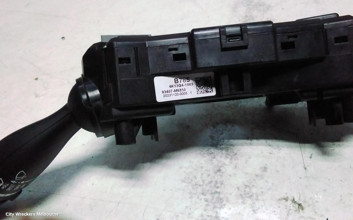 KIA CERATO COMBINATION SWITCH, COMBINATION SWITCH ASSY, HATCH, BD, 04/2018 - 09/2024 - Image 1