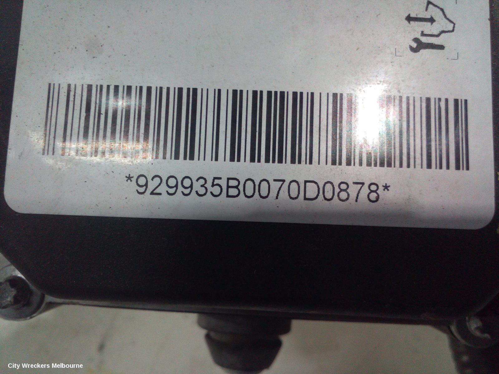 HOLDEN COMMODORE ABS PUMP/MODULATOR, VE, NON TRACTION CONTROL TYPE, 08/2006 - 04/2013 - Image 3
