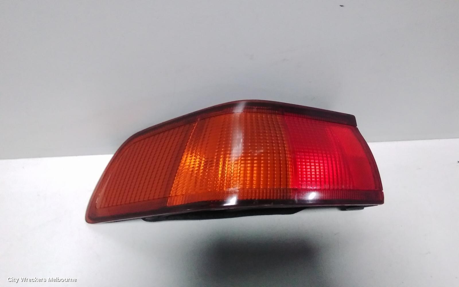 TOYOTA CAMRY LEFT TAILLIGHT, SK20, 08/1997 - 09/2000 - Image 2
