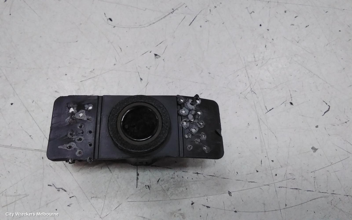 CHERY OMODA 5, T34/T19C, 12/2022 ONWARDS, 1X PARKING SENSOR RH CENTRE : 139859 - Image 1
