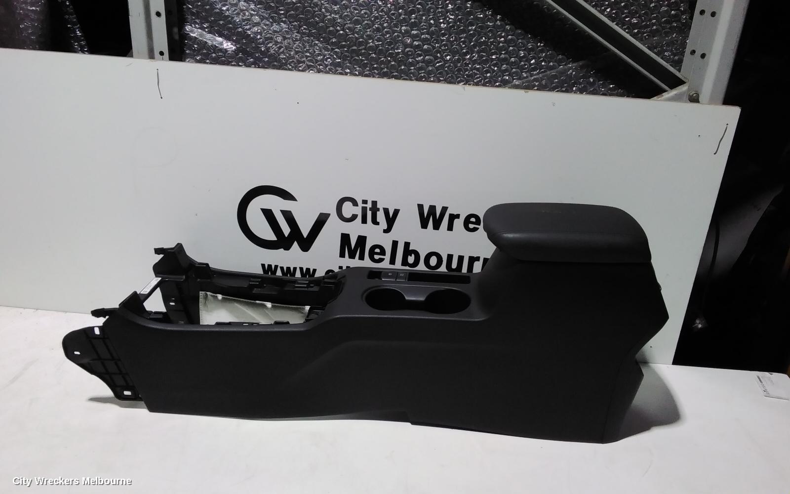 KIA SELTOS CONSOLE, SP2, 07/2019 ONWARDS - Image 3