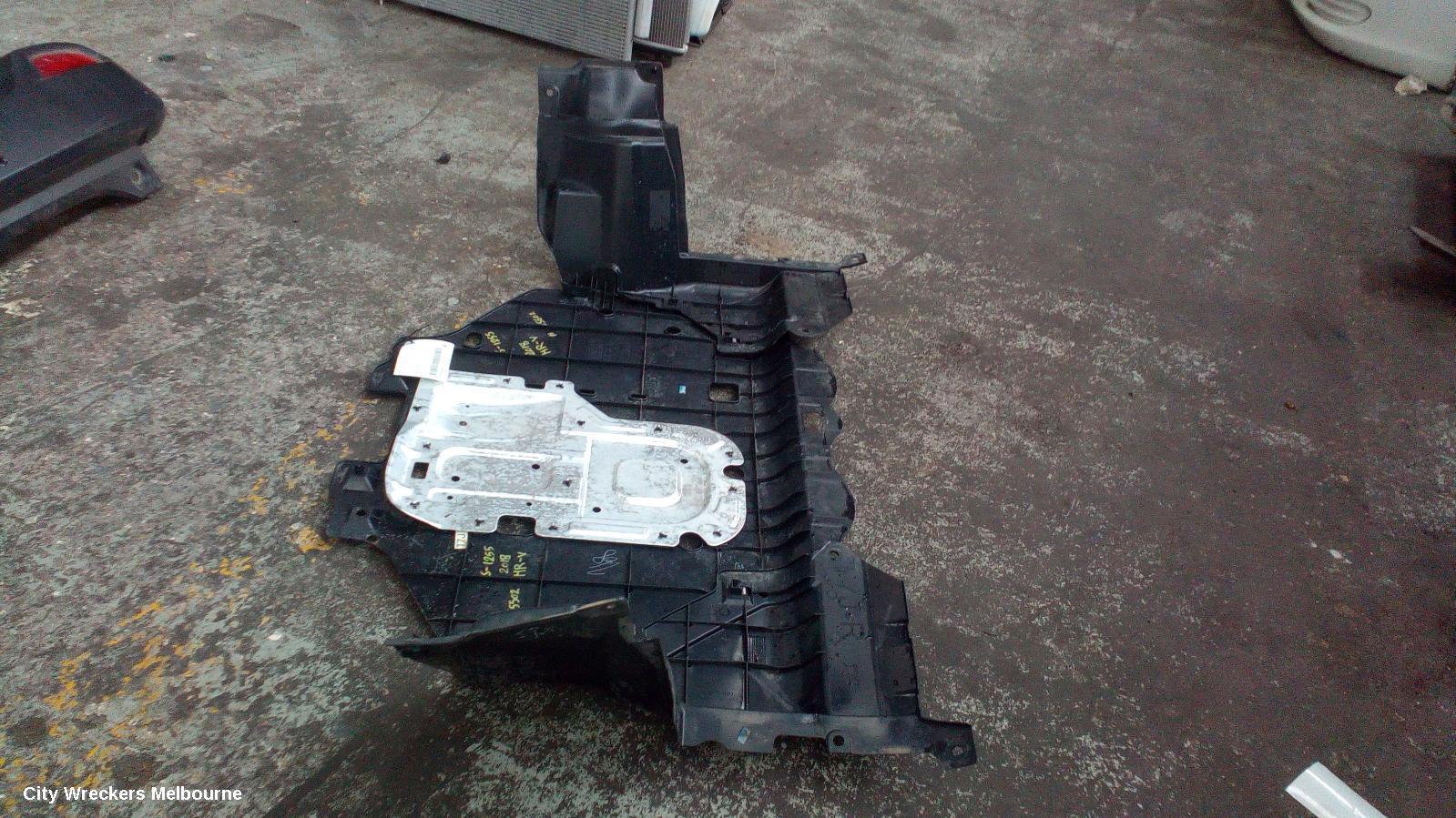 HONDA HRV LOWER ENGINE SPLASH TRAY, MAIN ENGINE UNDERTRAY, PETROL, 1.8, R18ZF, RU, 12/2014 - 10/2021 - Image 3