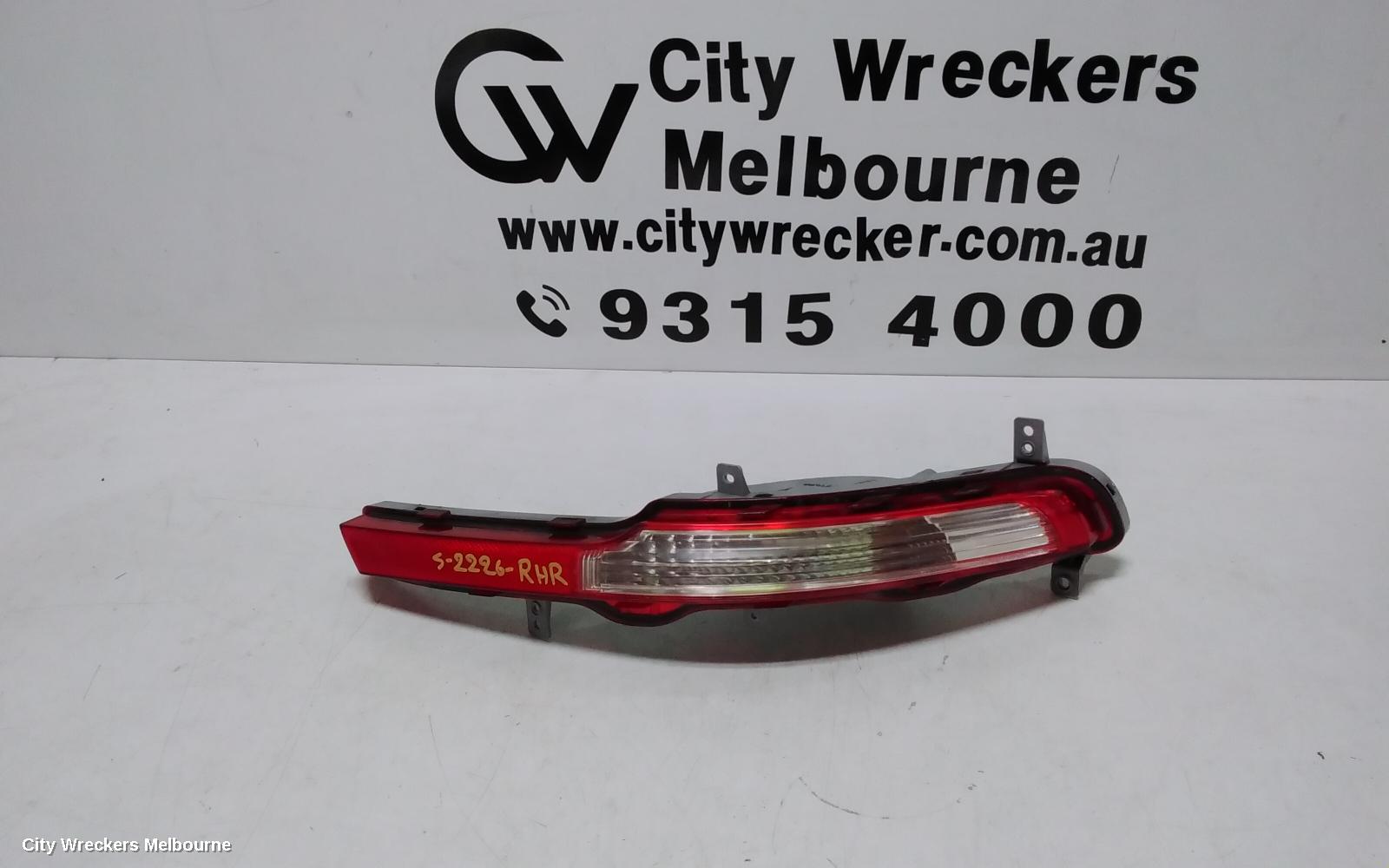 KIA SPORTAGE RIGHT TAILLIGHT, SL, BUMPER REFLECTOR, 05/2010 - 05/2013 - Image 1