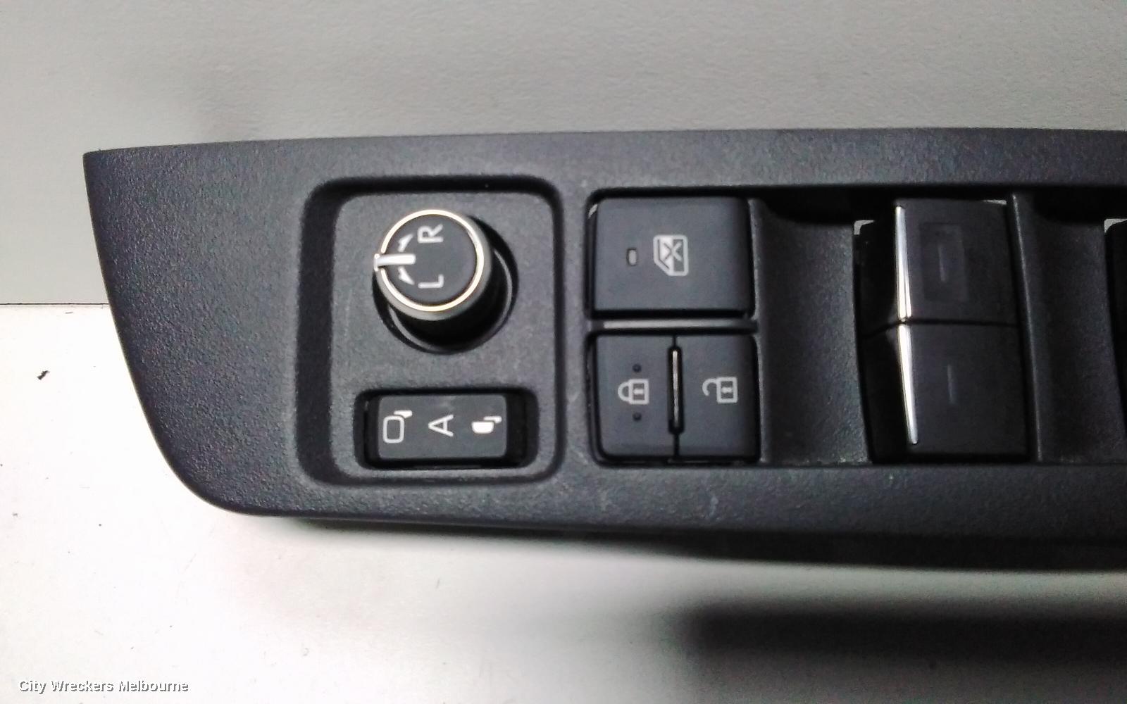 TOYOTA COROLLA PWR DR WIND SWITCH, RH FRONT (MASTER SWITCH), W/ AUTO FOLDING MIRROR TYPE, E210, 07/2018 ONWARDS - Image 3