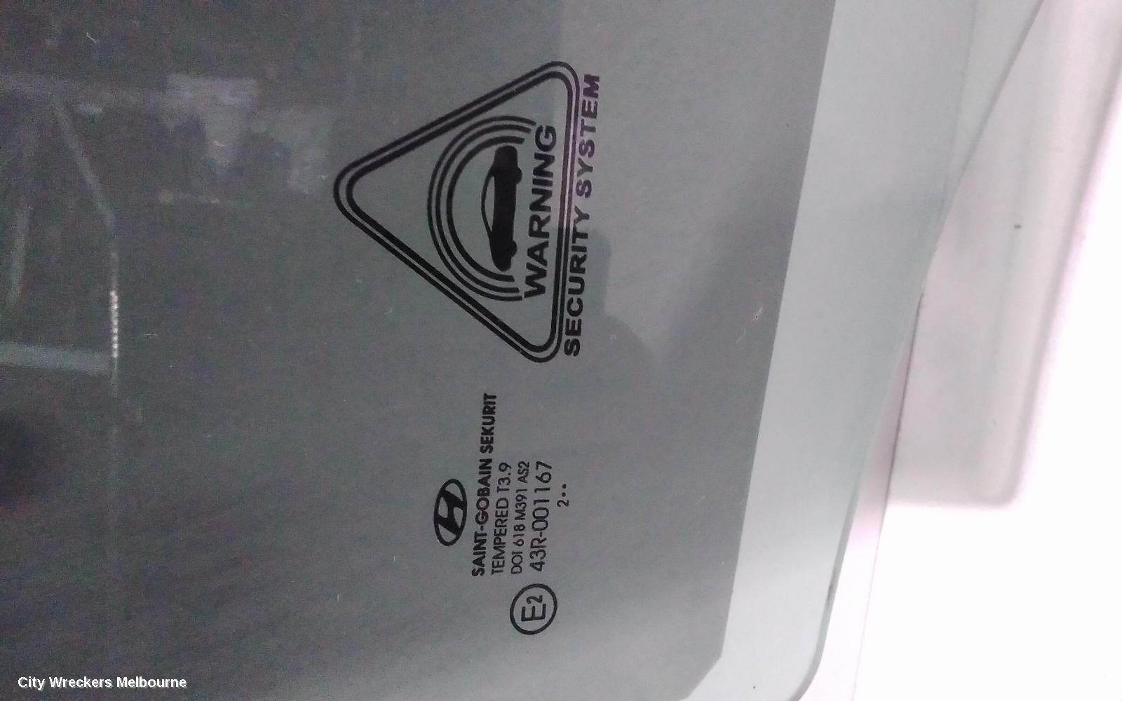 HYUNDAI I30 RIGHT FRONT DOOR WINDOW, GD, WAGON, 02/2012 - 07/2016 - Image 2