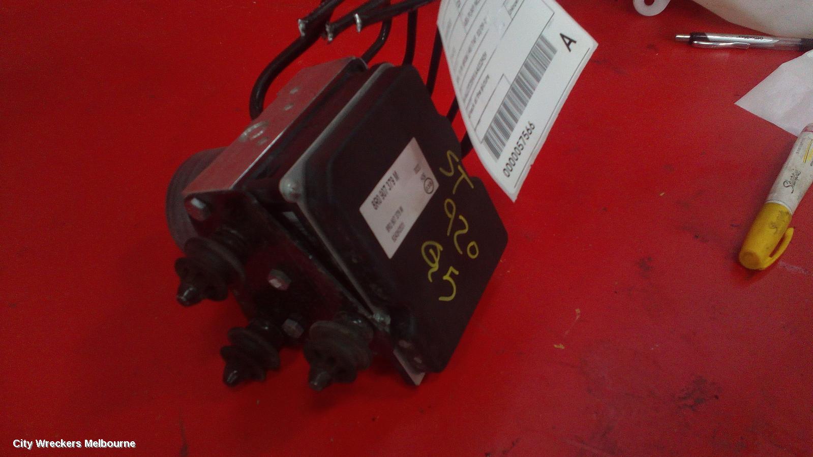 AUDI Q5 ABS PUMP/MODULATOR, 8R, P/N 8R0614517AF, 03/2009 - 01/2017 - Image 2