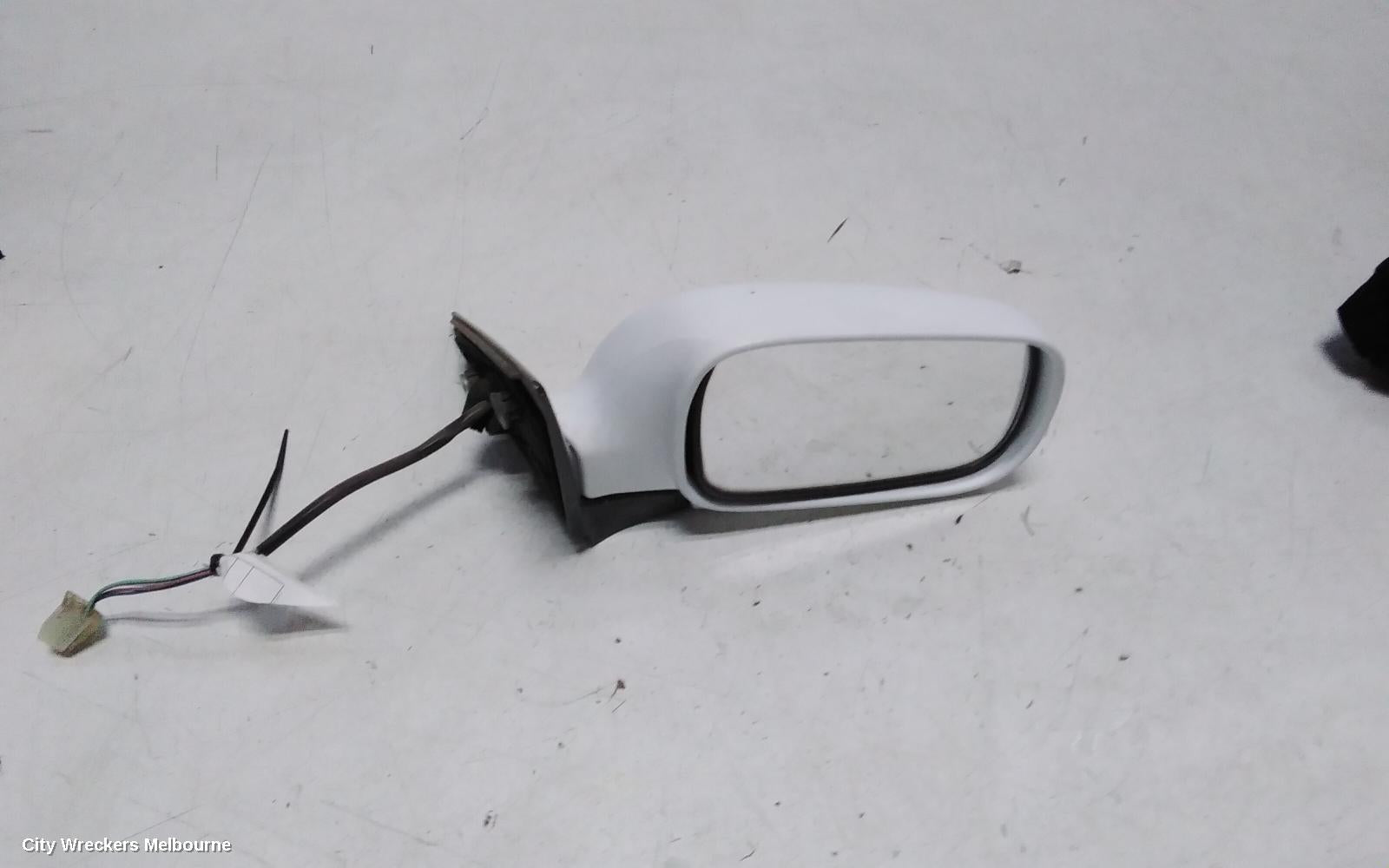 SUBARU LIBERTY RIGHT DOOR MIRROR, 3RD GEN, COLOUR CODED (OEW 5092), 10/1998 - 06/2002 - Image 1