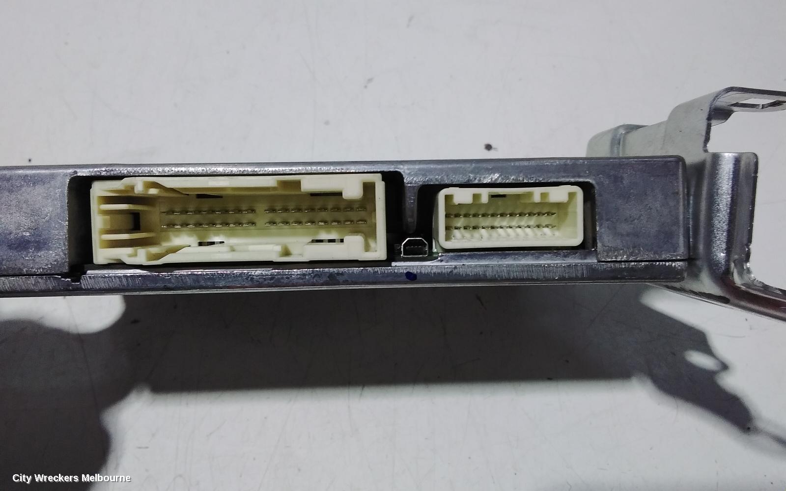 TOYOTA PRIUS RADIO/CD/DVD/SAT/TV, ZVW30R, AMPLIFIER, 07/2009 - 12/2015 - Image 3
