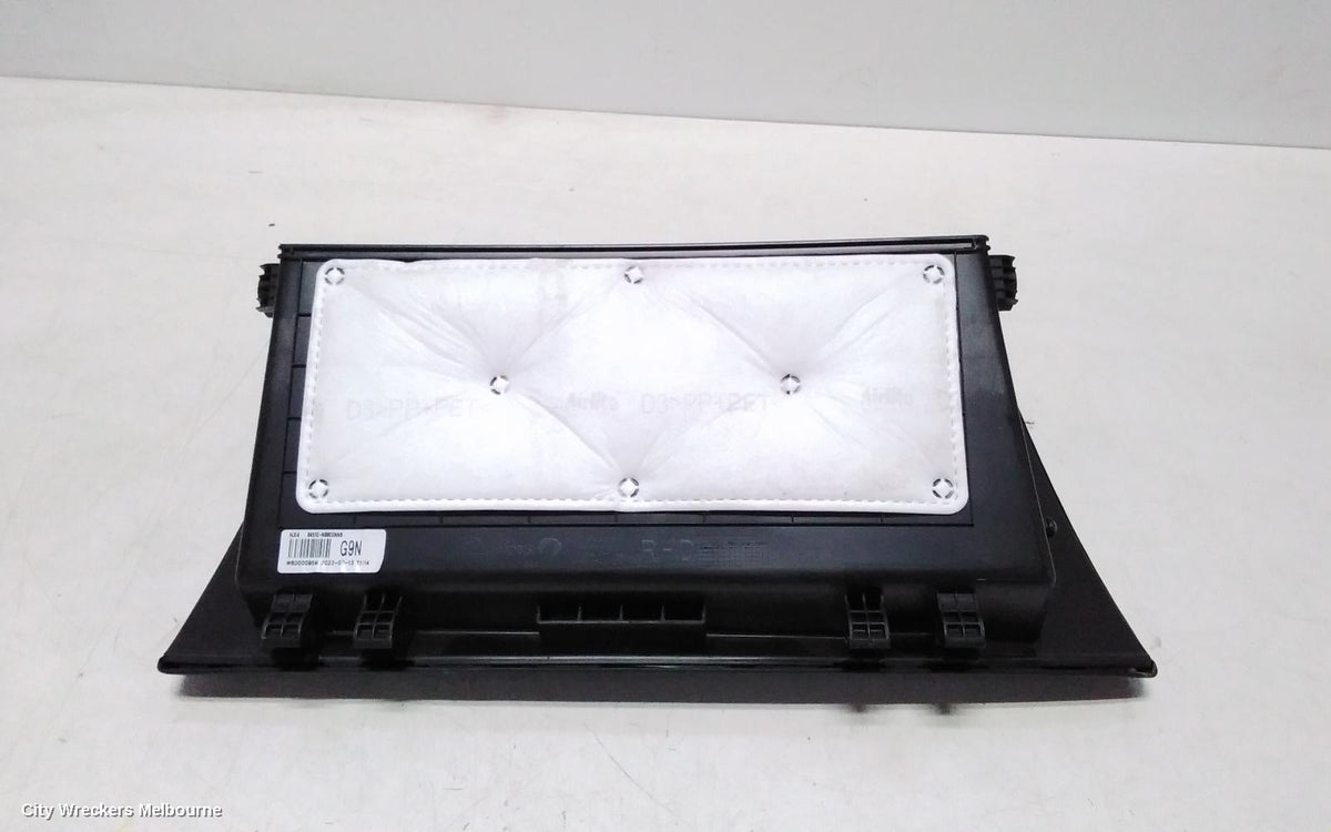 HYUNDAI TUCSON GLOVE BOX, NX4, 02/2021 - 01/2024 - Image 3