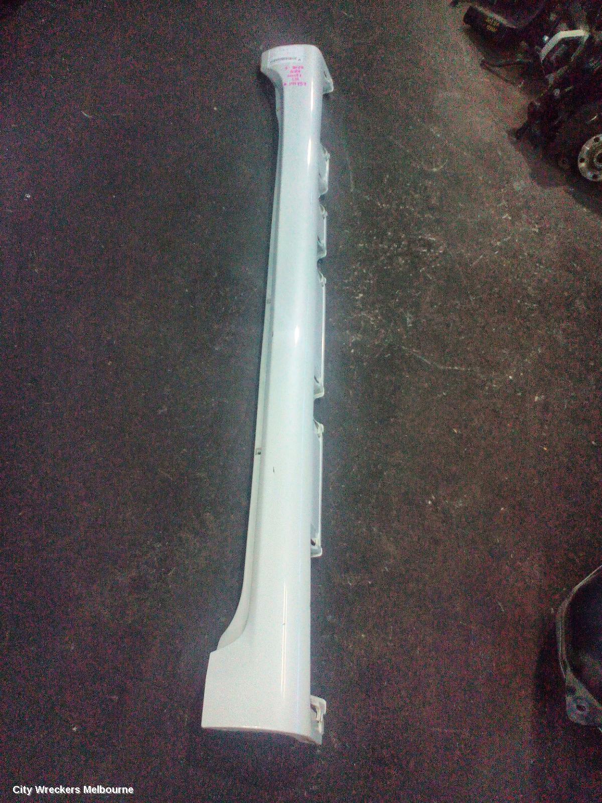 SUZUKI SWIFT SIDE STEP/SKIRT, UZ, 12/2023 ONWARDS - Image 2