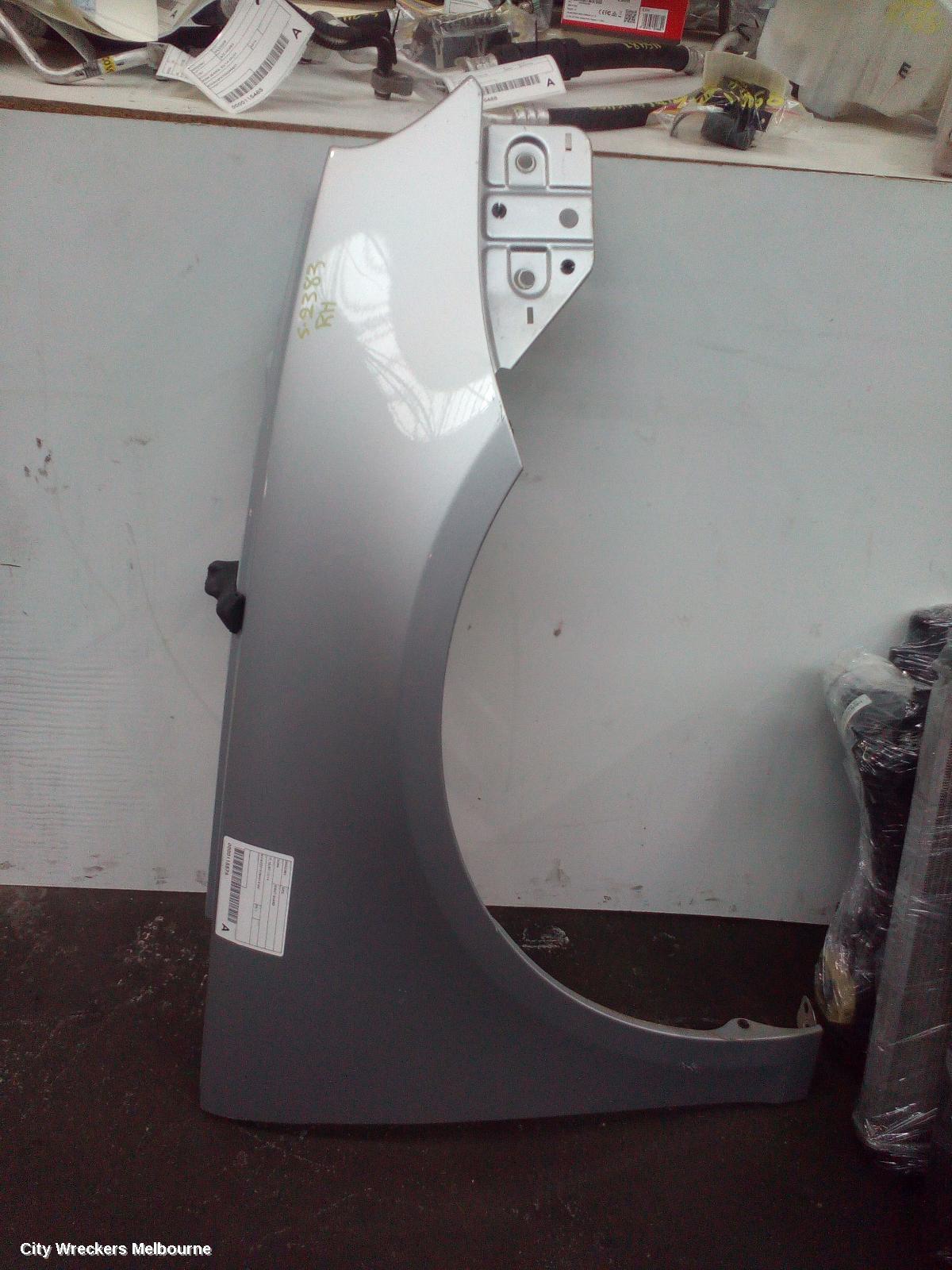 VOLKSWAGEN EOS RIGHT GUARD, 1F, 02/2007 - 12/2014 - Image 1