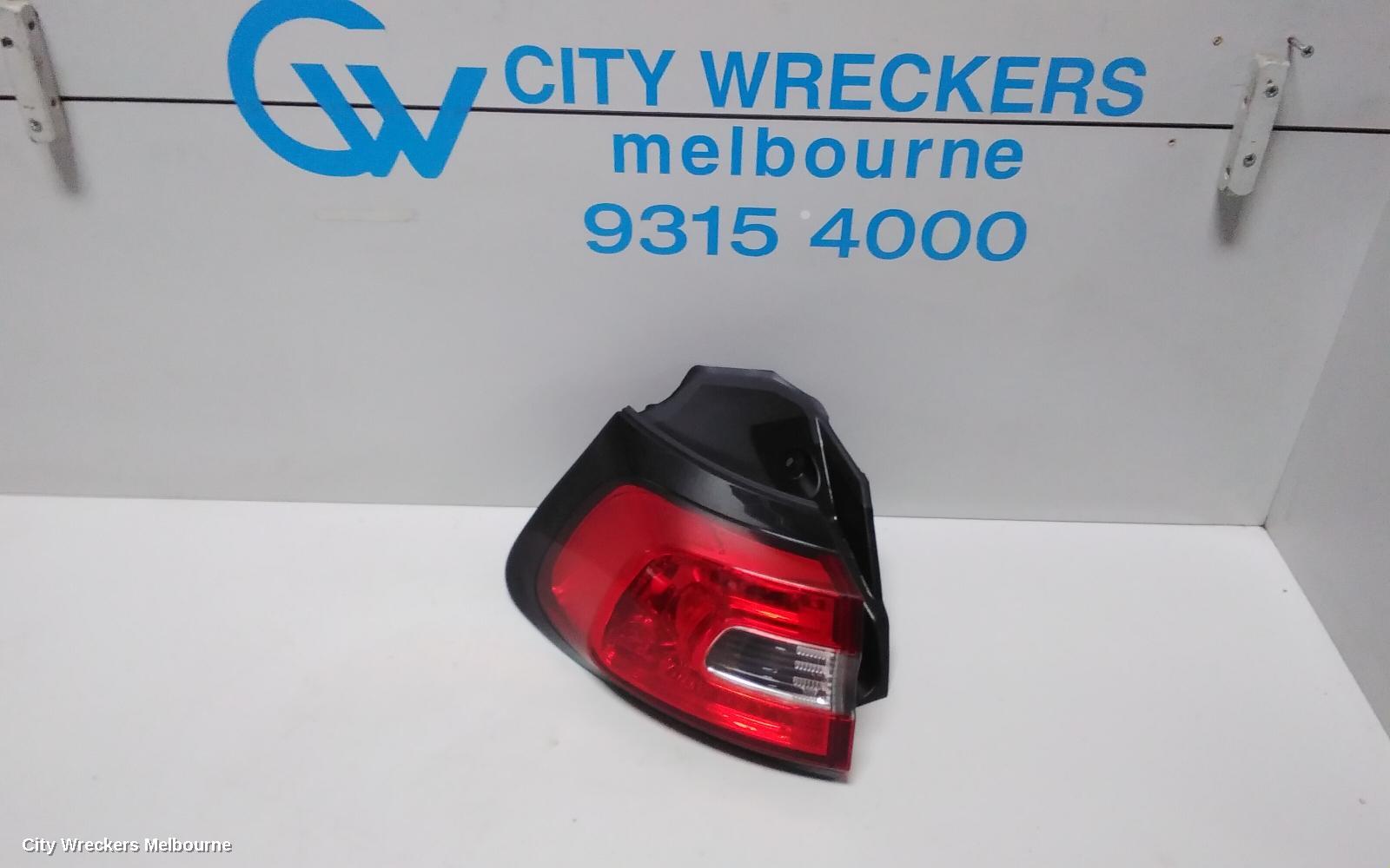 JEEP CHEROKEE LEFT TAILLIGHT, KL, IN BODY, 02/2014 - 03/2018 - Image 1