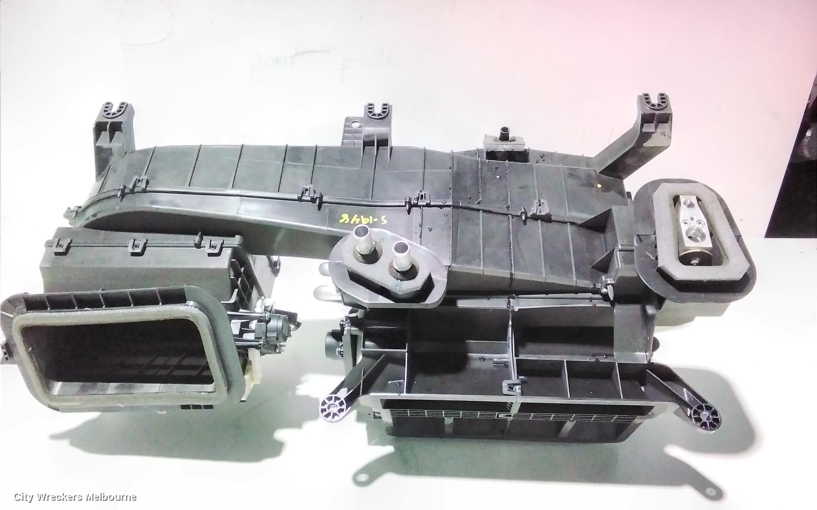 MITSUBISHI TRITON HEATER CORE/BOX, MQ, CLIMATE CONTROL TYPE, 04/2015 ONWARDS - Image 2
