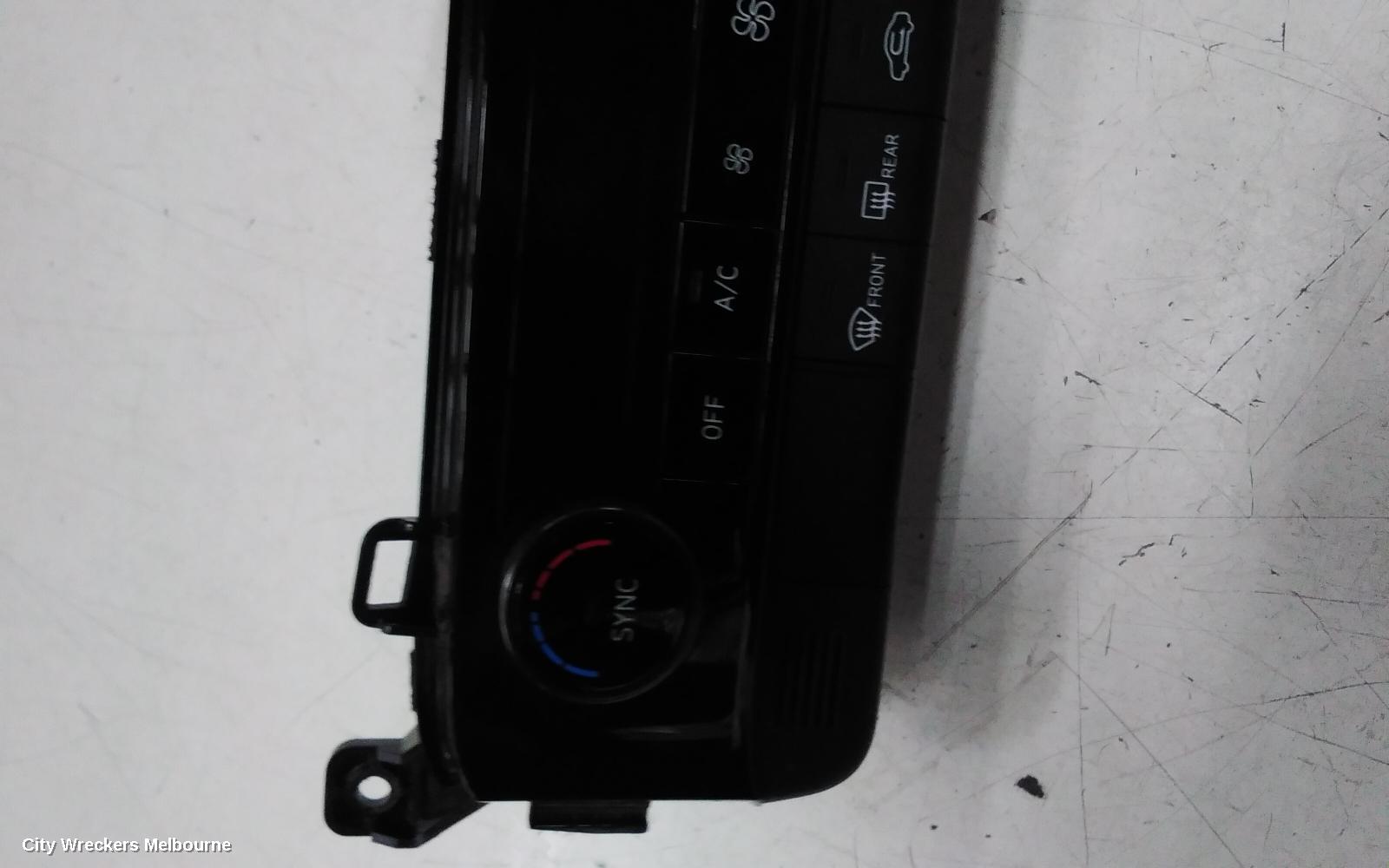 HYUNDAI I30 HEATER/AC CONTROLS, CN7, SEDAN, W/ CLIMATE CONTROL, NON HEATED SEATS TYPE, 10/2020 ONWARDS - Image 3