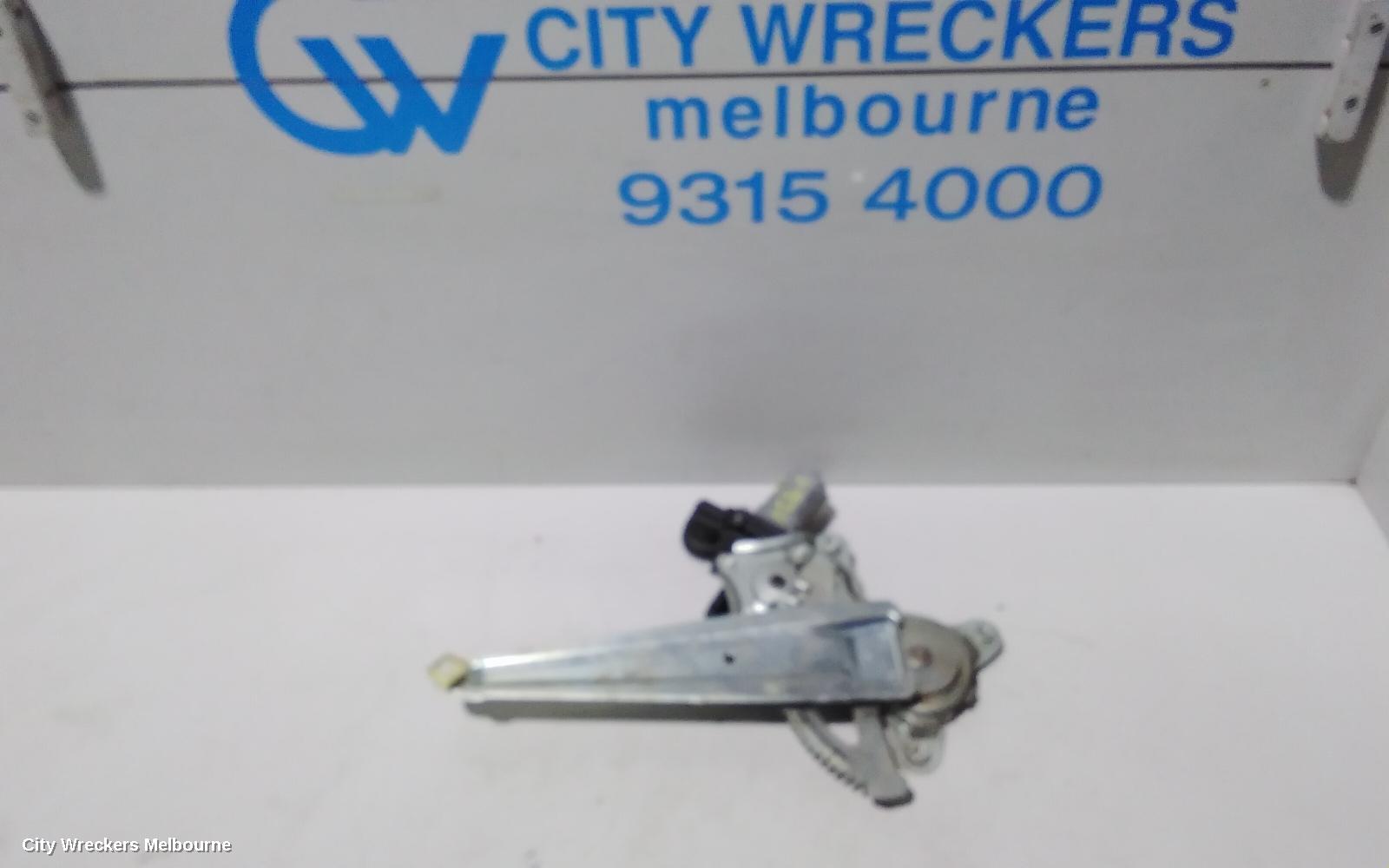 TOYOTA CAMRY RIGHT REAR WND REG/MOTOR, ASV50/AVV50, POWER, 12/2011 - 10/2017 - Image 1