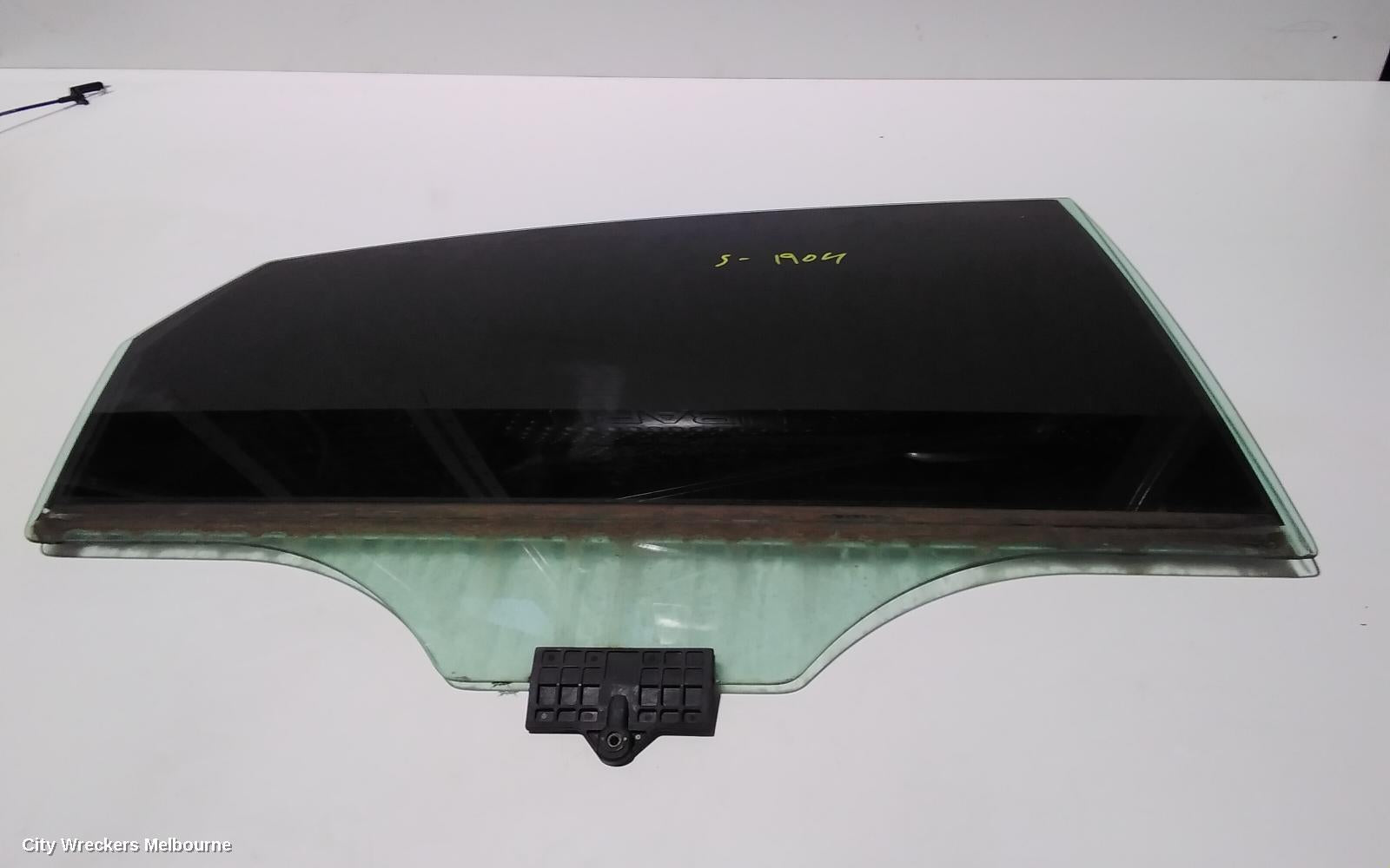 HYUNDAI GENESIS RIGHT REAR DOOR WINDOW, DH, STANDARD TYPE, 11/2014 - 01/2018 - Image 1