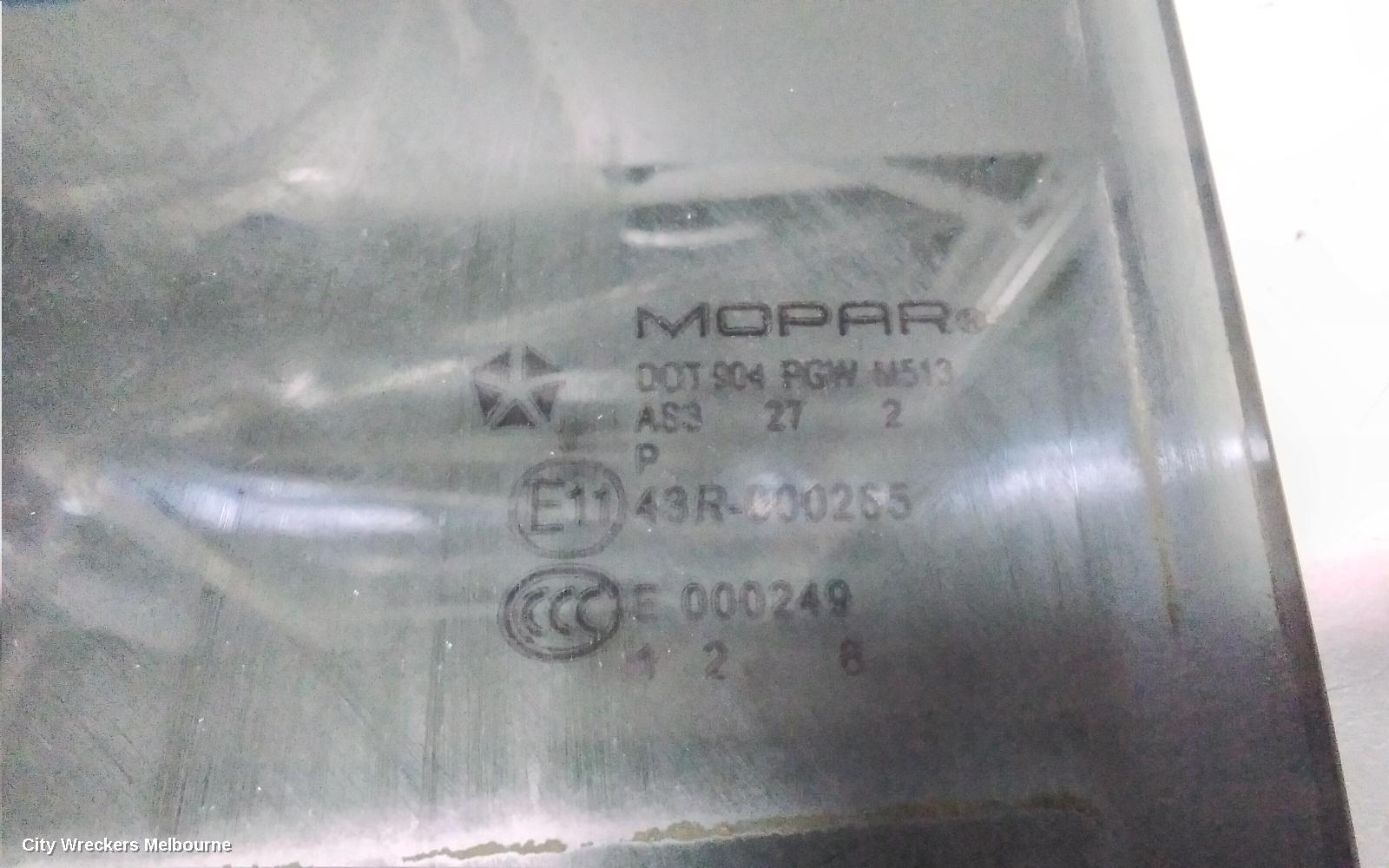 JEEP GRANDCHEROKEE LEFT REAR DOOR WINDOW, WK, TINTED, 10/2010 ONWARDS - Image 2