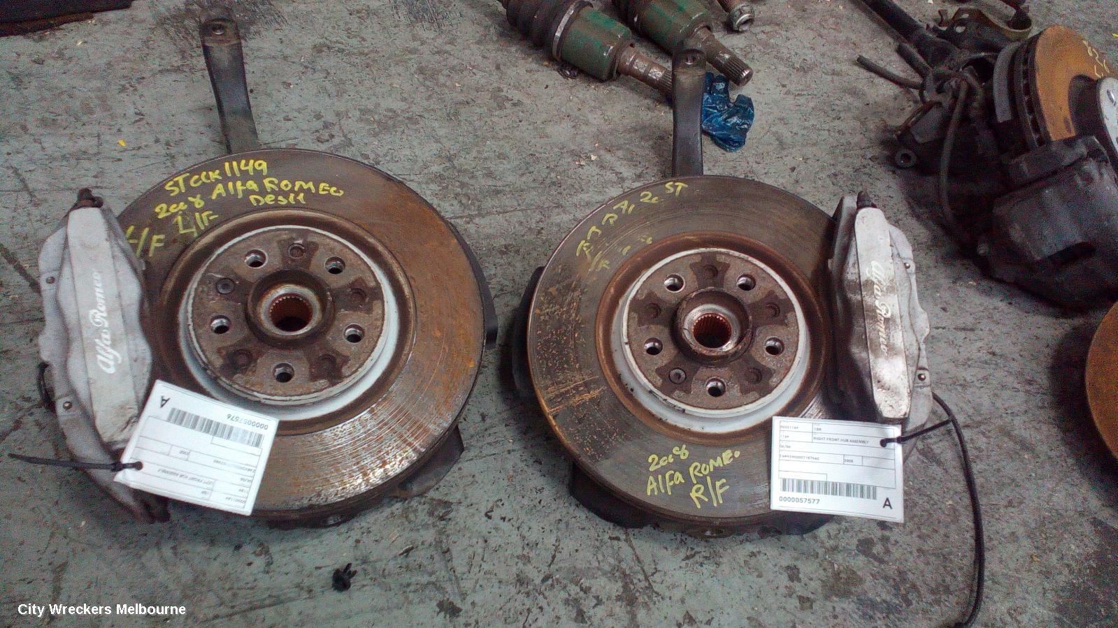 ALFA ROMEO 159 RIGHT FRONT HUB ASSEMBLY, 06/2006 ONWARDS - Image 1