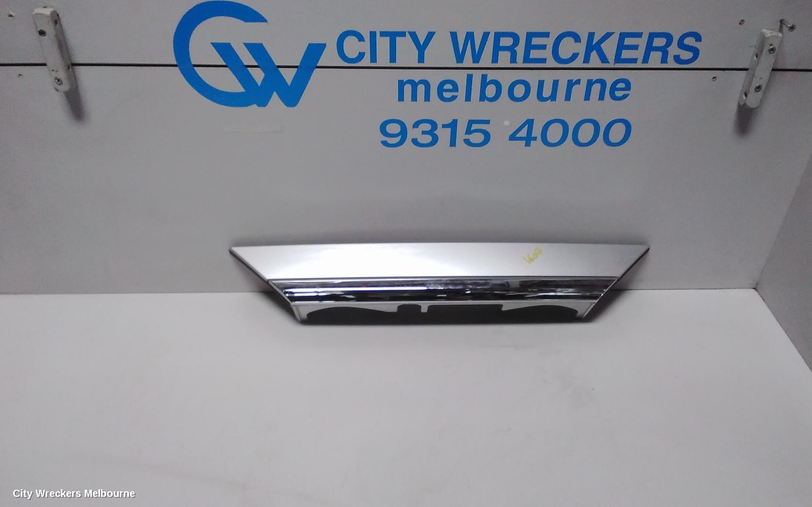 HONDA ODYSSEY REAR GARNISH, RC1, TAILGATE GARNISH (UPPER), 02/2014 - 12/2020 - Image 1