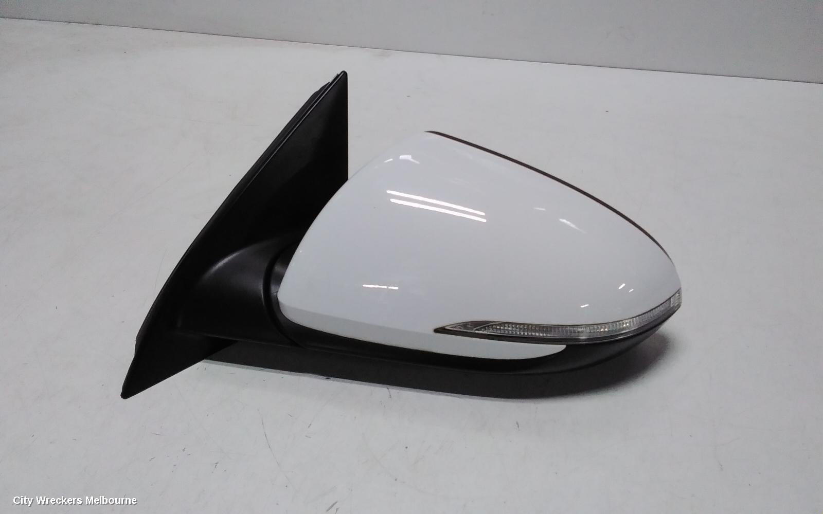 HYUNDAI I30 LEFT DOOR MIRROR, PD, HATCH (S.KOREA VIN KMHH), W/ POWER FOLD, INDICATOR, NON BLIND SPOT TYPE, 03/2017 - 12/2023 - Image 2
