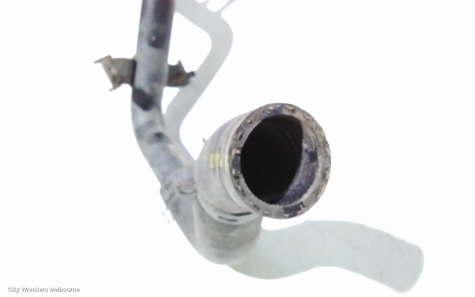 TOYOTA HIACE WATER PIPES/OUTLETS, TRH/KDH 03/2005 - 04/2019 - Image 2